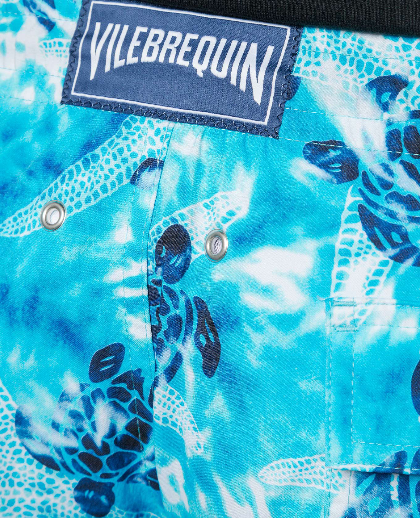 Moorise Starlettes & Turtles Tie & Dye Swim Shorts in Blue Vilebrequin, Light blue
Moorise Starlettes & Turtles Tie & Dye Swim Shorts in Blue Vilebrequin, Light blue