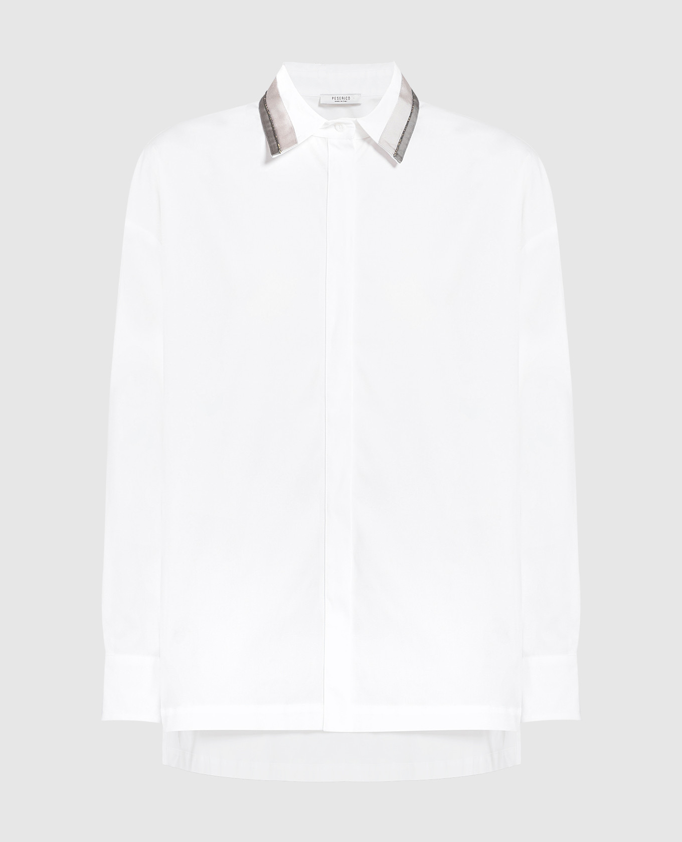 

White blouse with monil chain Peserico