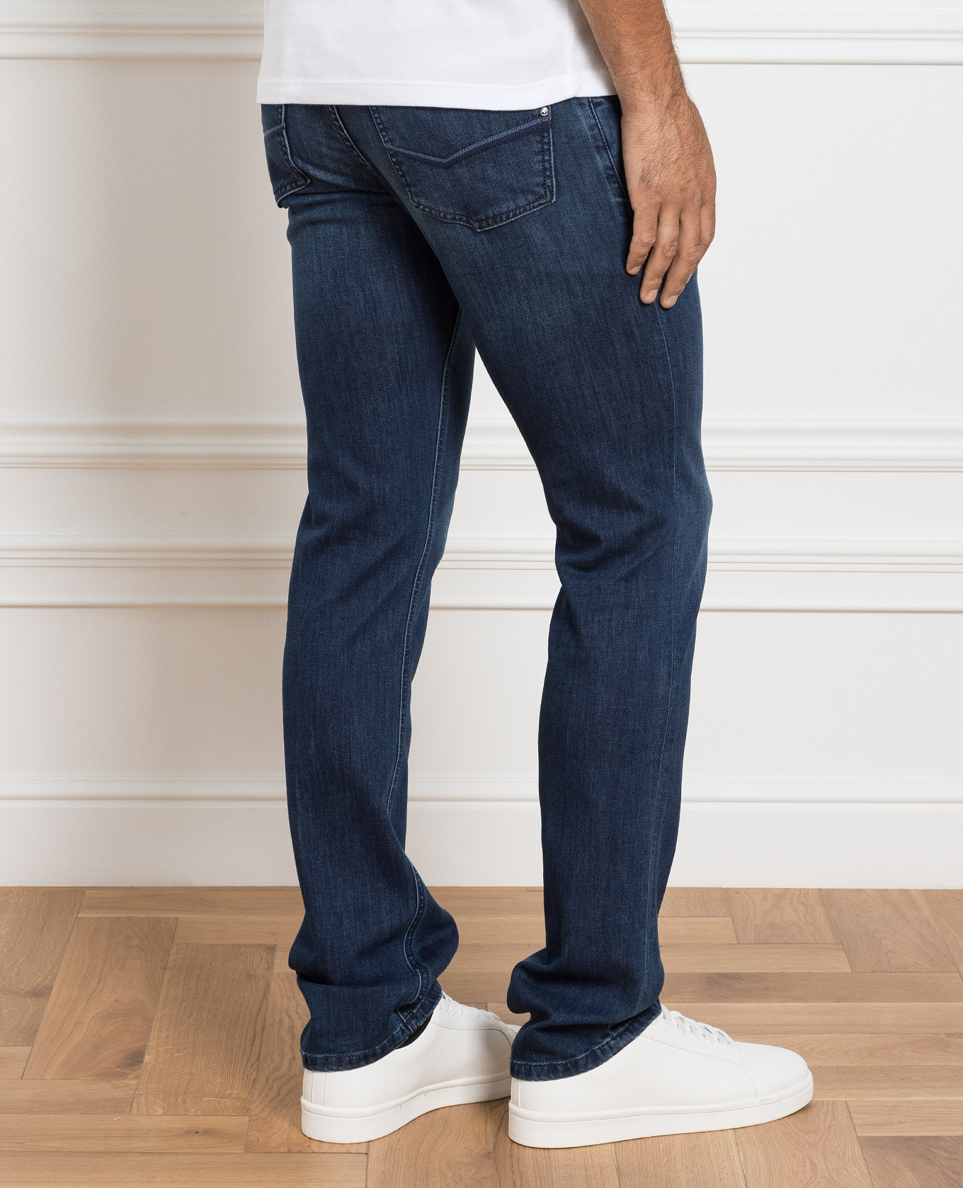 

Blue jeans with a distressed effect Stefano Ricci