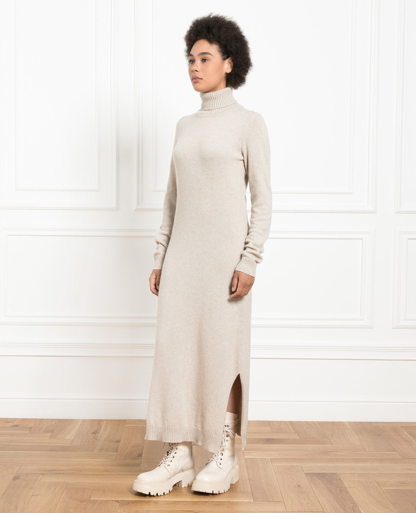 

Beige cashmere dress Babe Pay Pls
