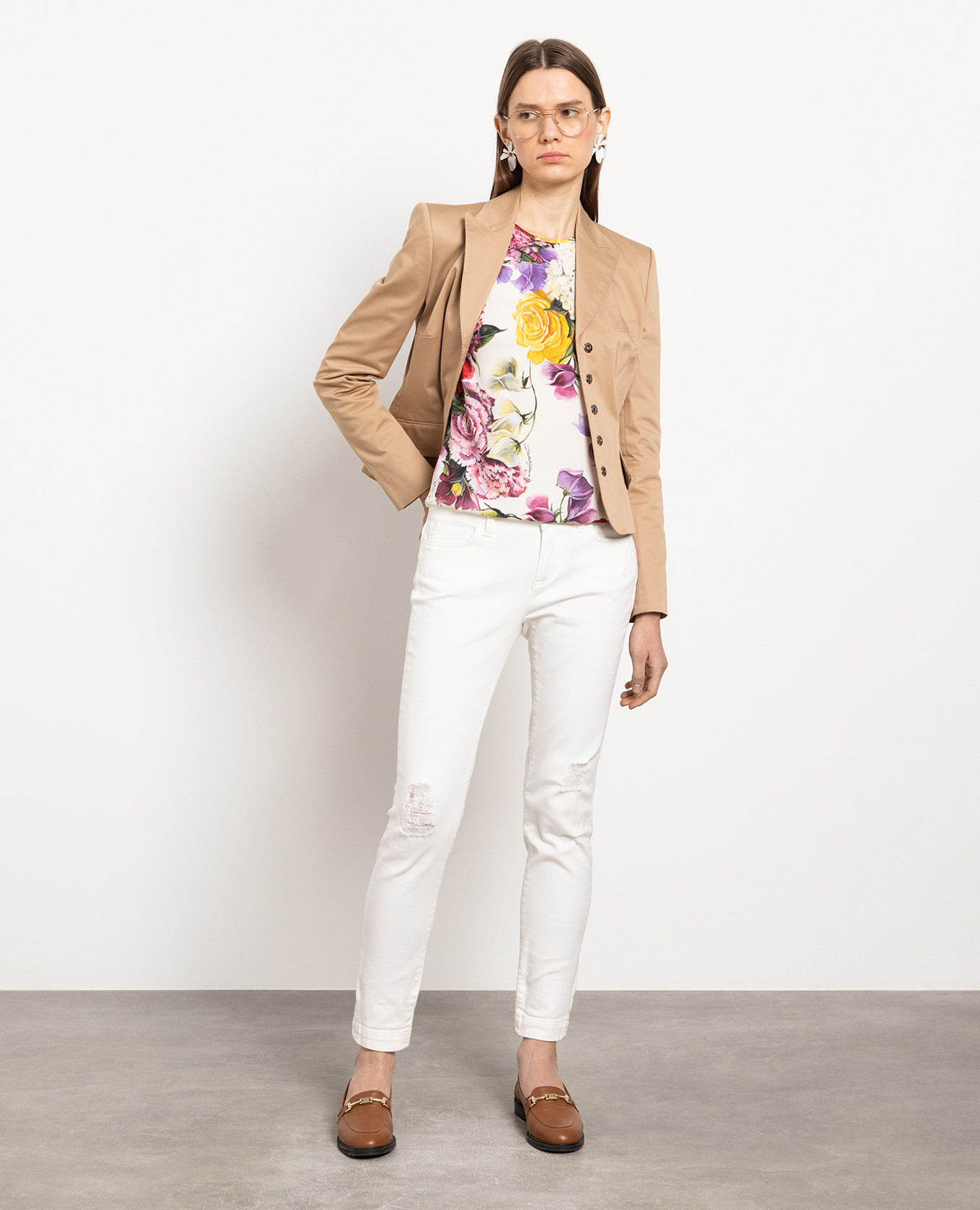

Blouse made of silk in a floral print Dolce&Gabbana, White