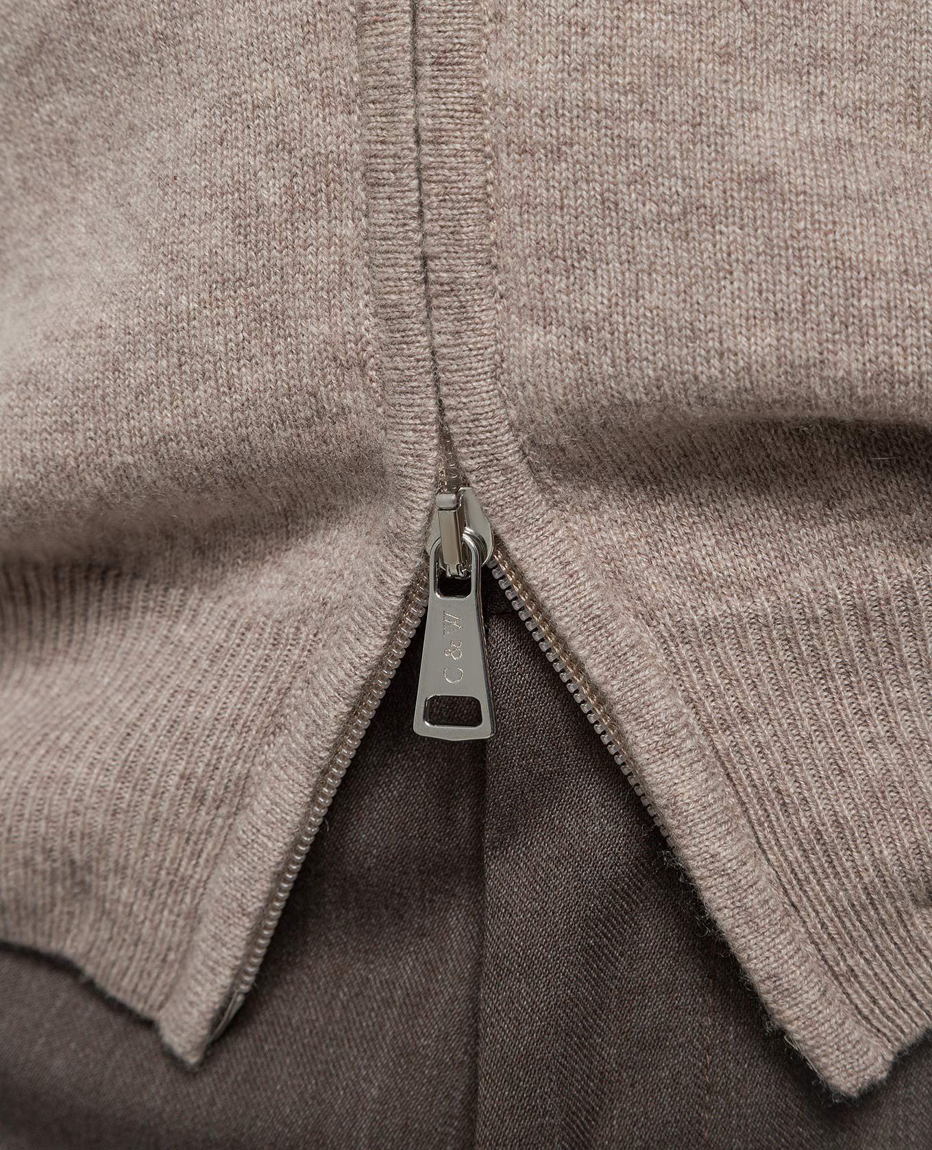 

Beige cashmere cardigan Cashmere&Whiskey
