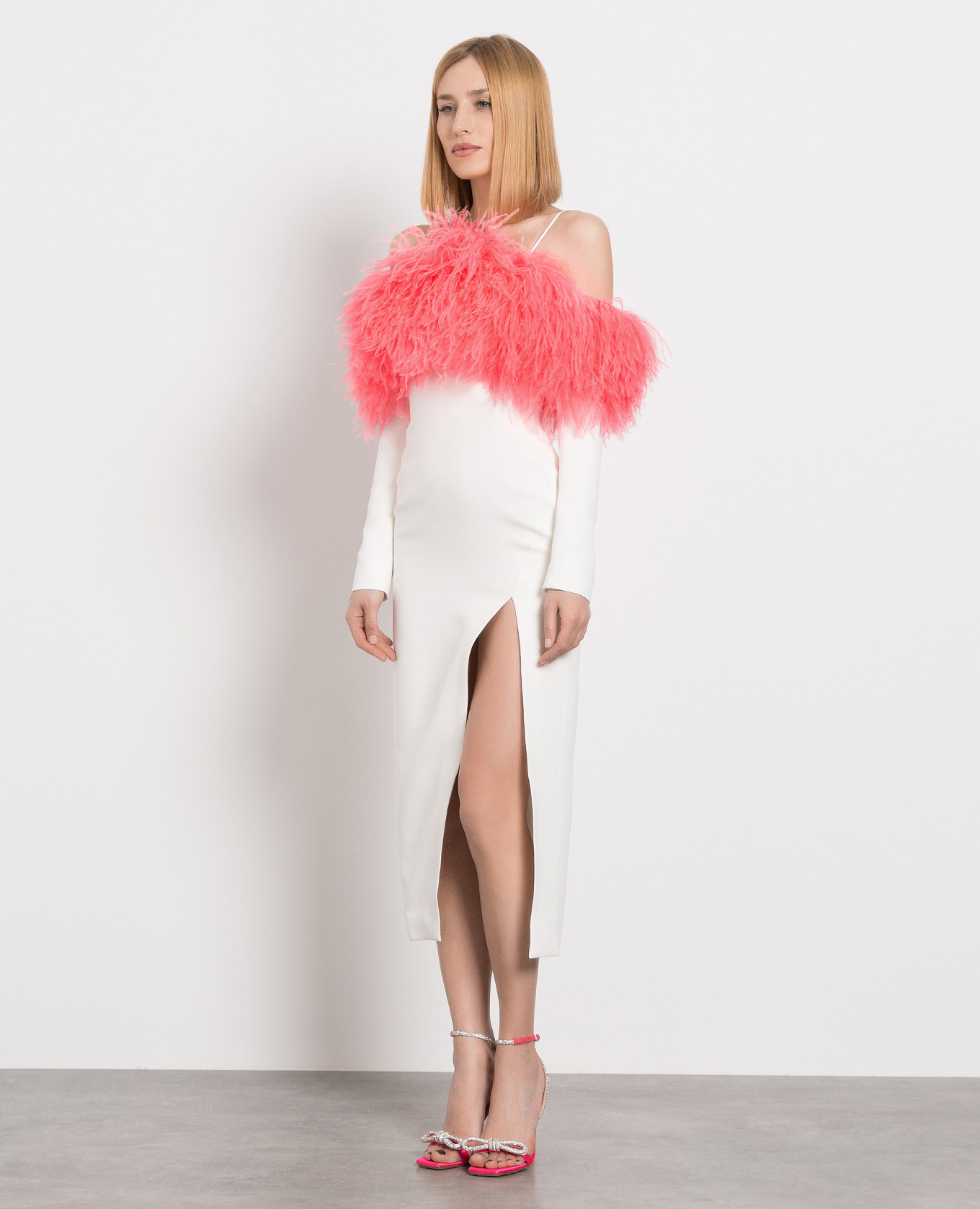 

Milk dress with feathers and cutout David Koma, White