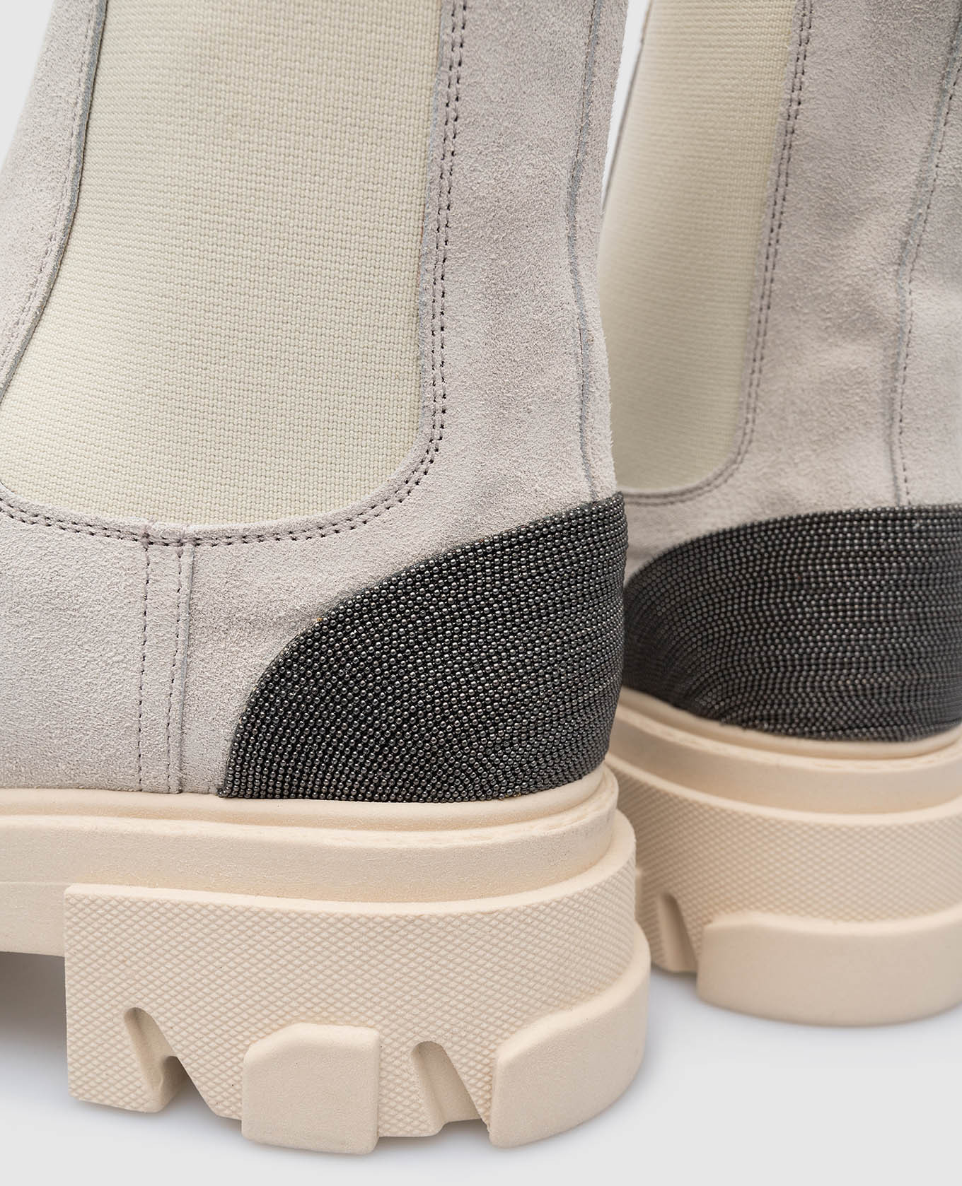 

Gray suede chelsea boots with monil chain Babe Pay Pls, Grey