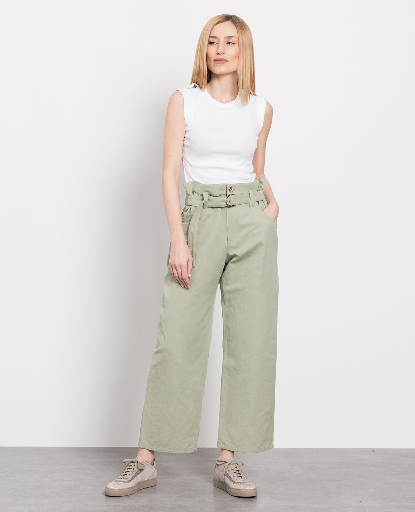 

Light Green Loose Pants Brunello Cucinelli