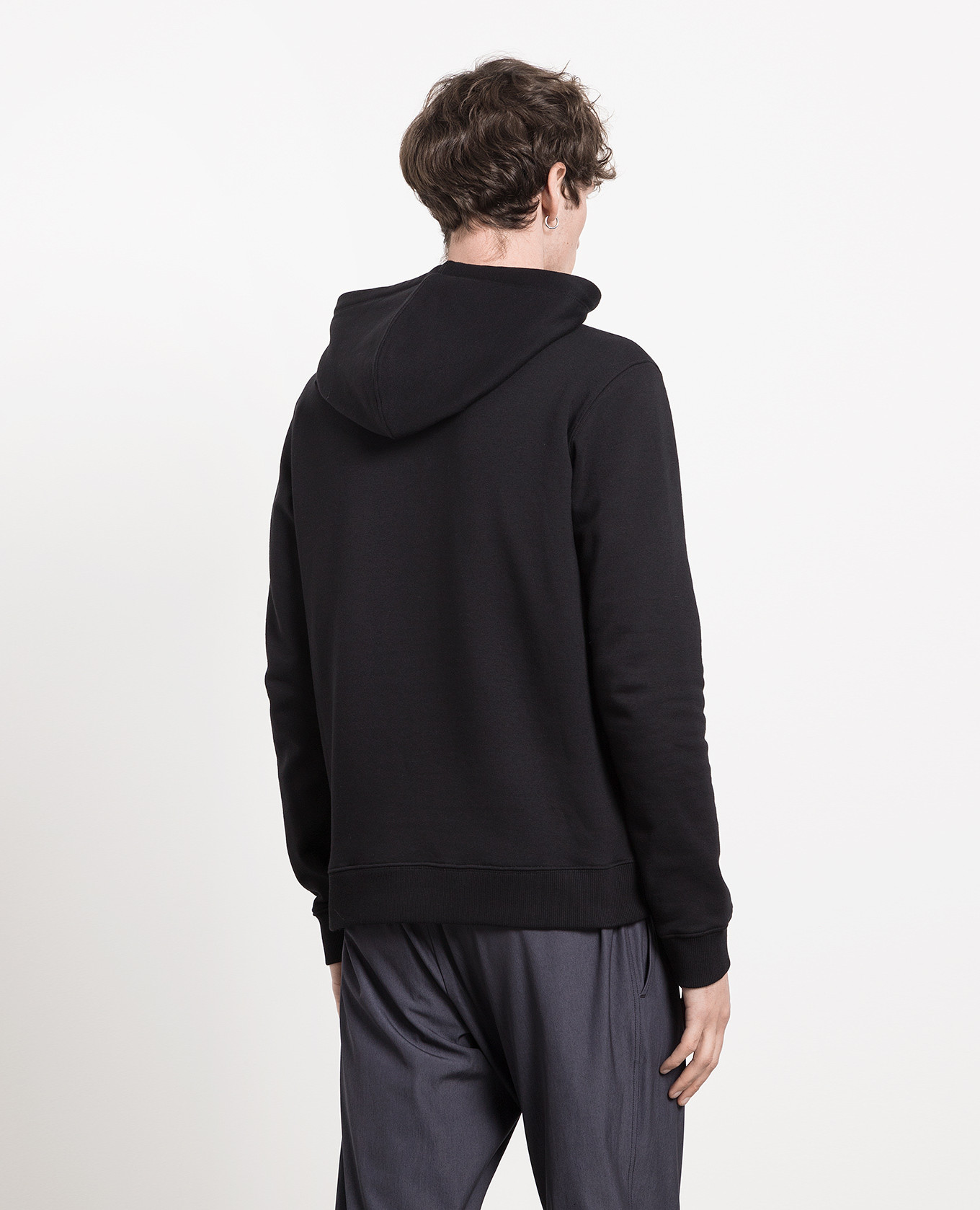 Black hoodie with contrast logo print Valentino 4