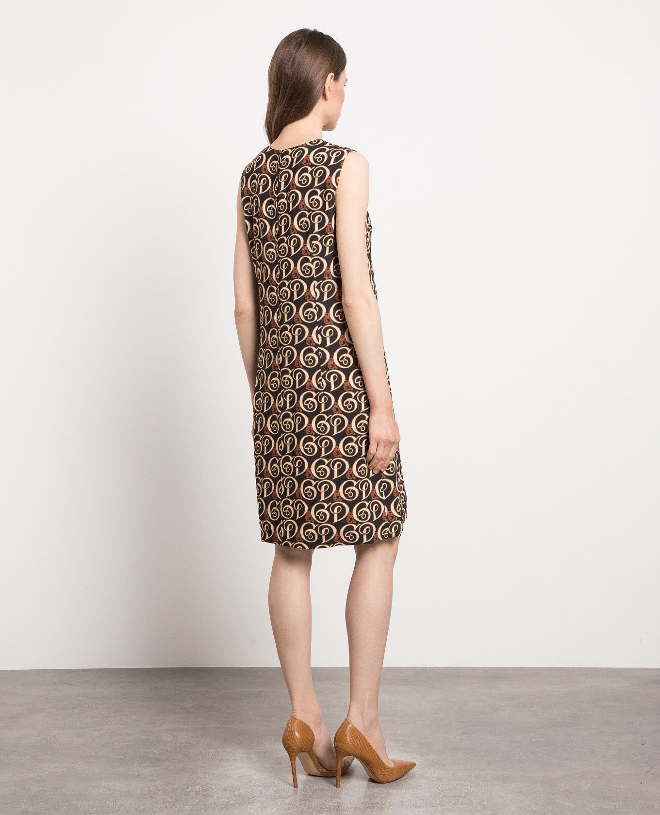 Black dress with monogram print Dolce&Gabbana 4