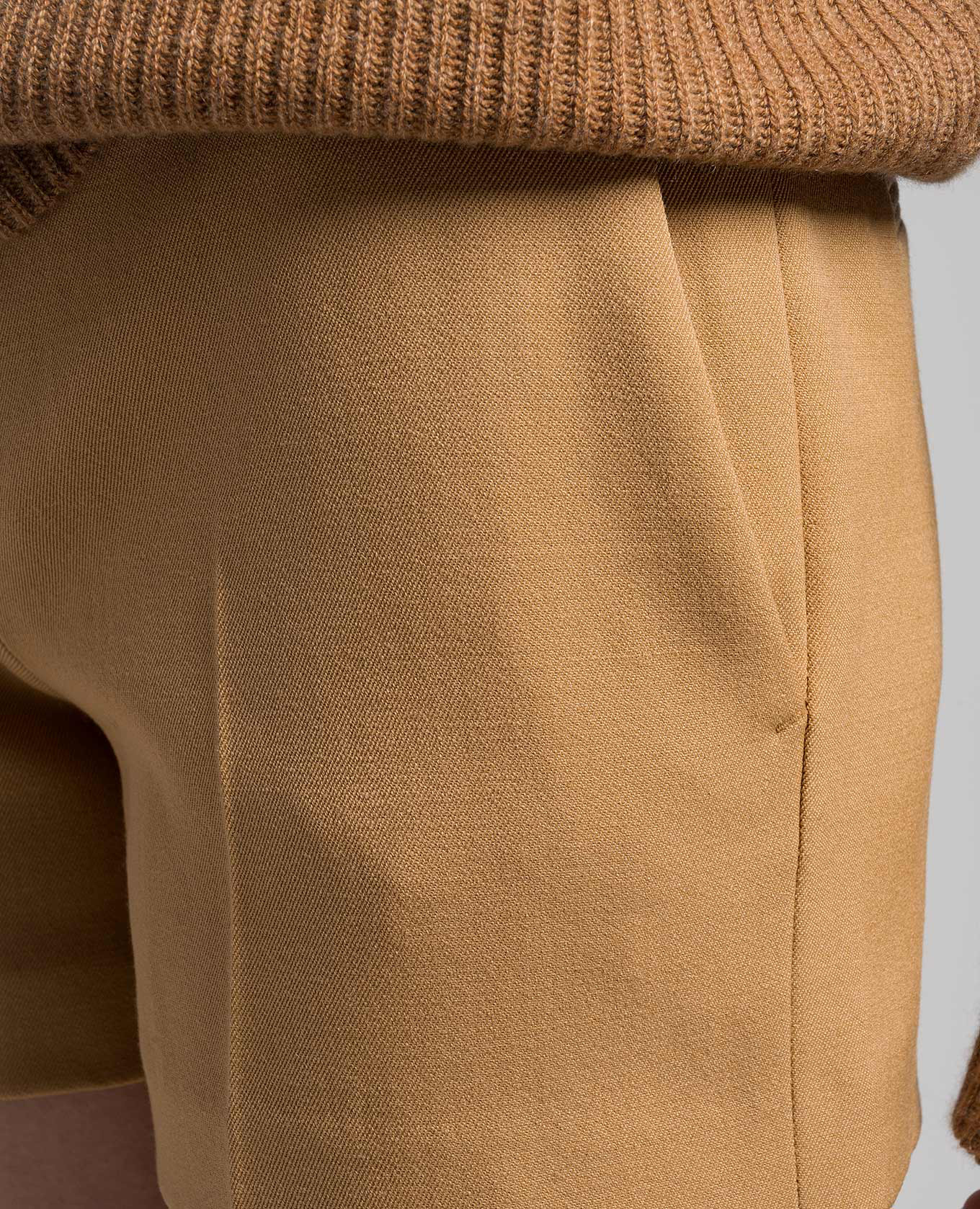 

Brown wool shorts Michael Kors