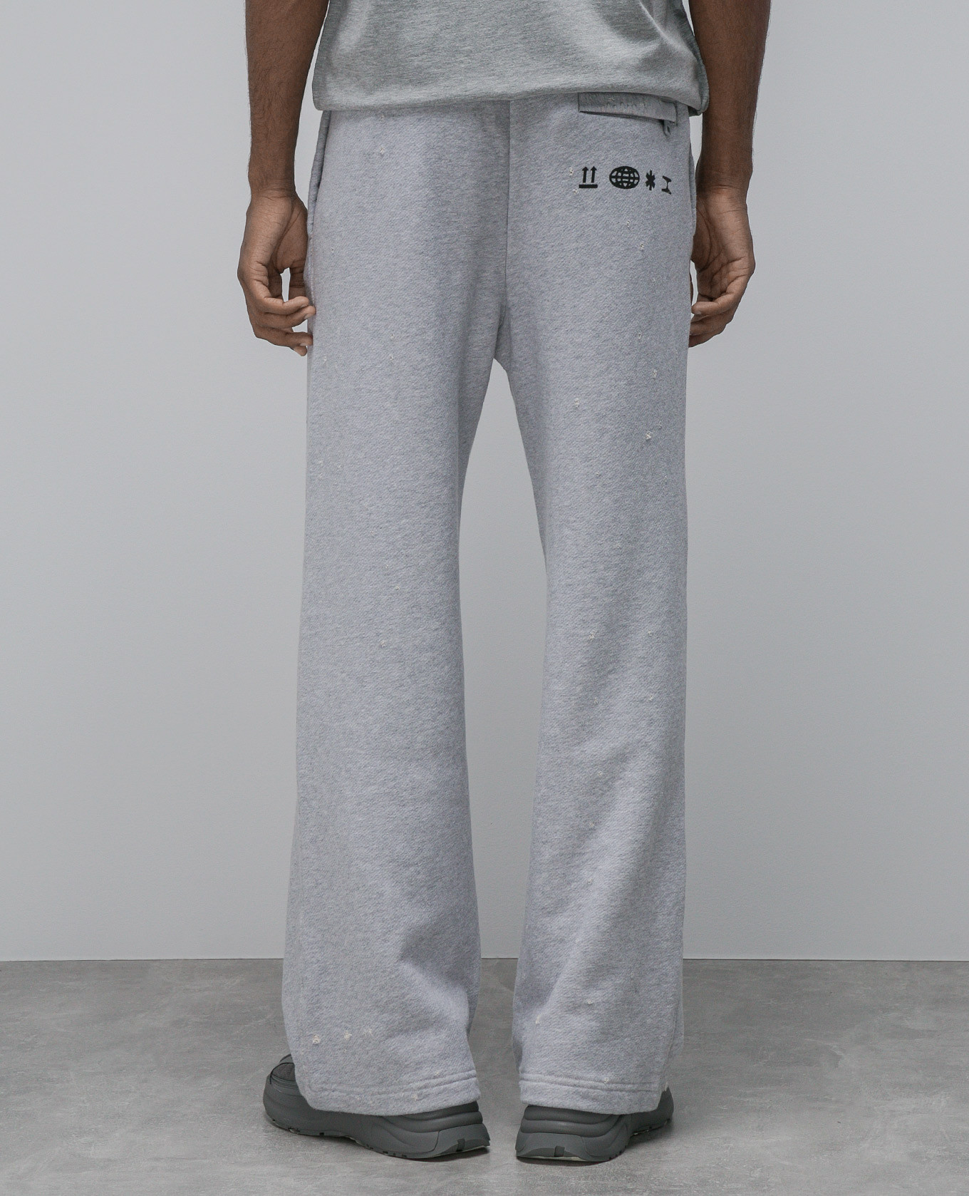 

Gray sweatpants with holes and a print Dolce&Gabbana, Grey