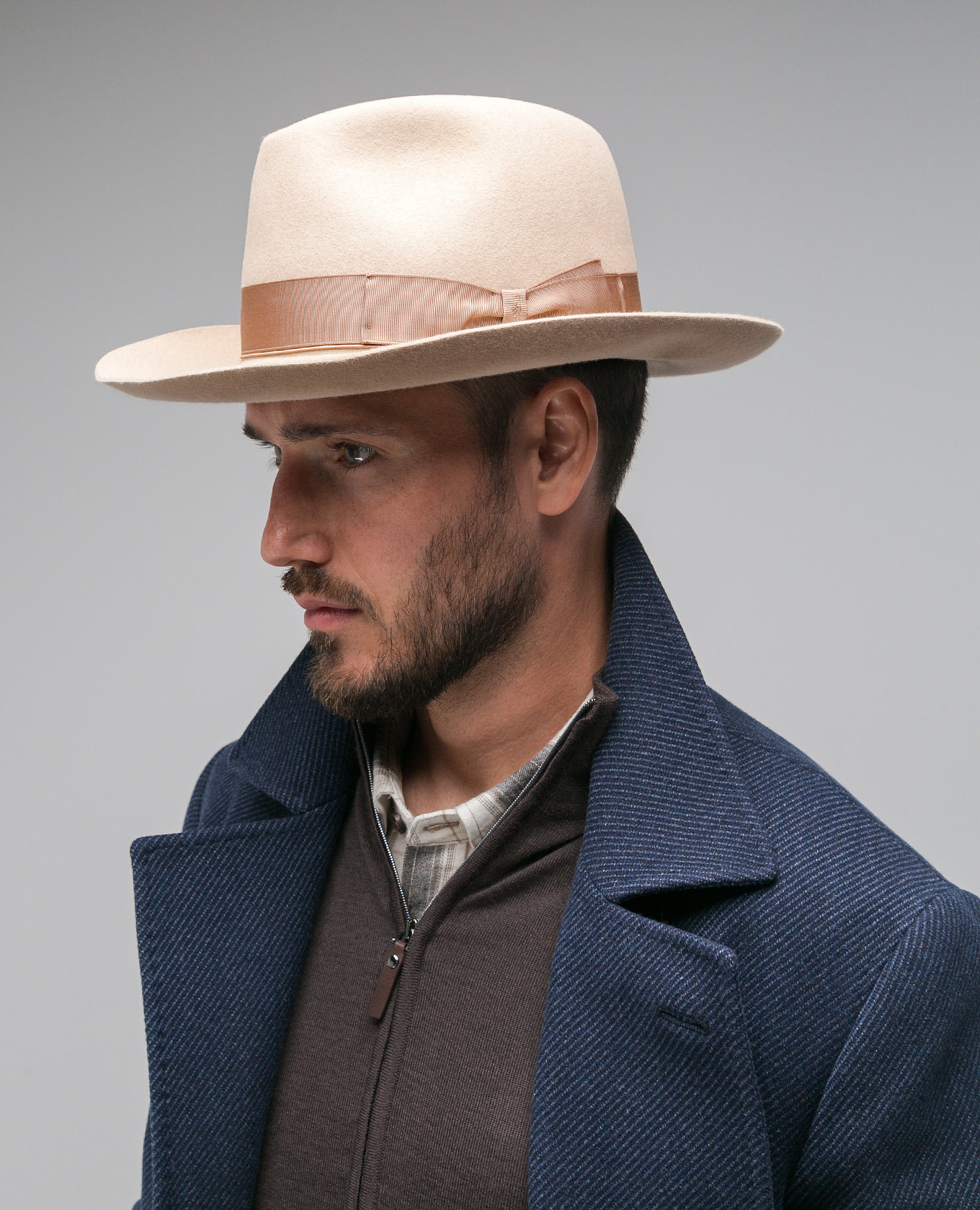 

Beige Amedeo hat with logo Borsalino