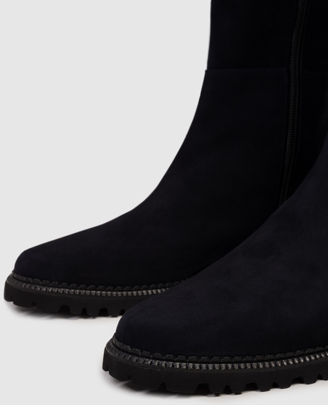 

Blue suede boots Brunate