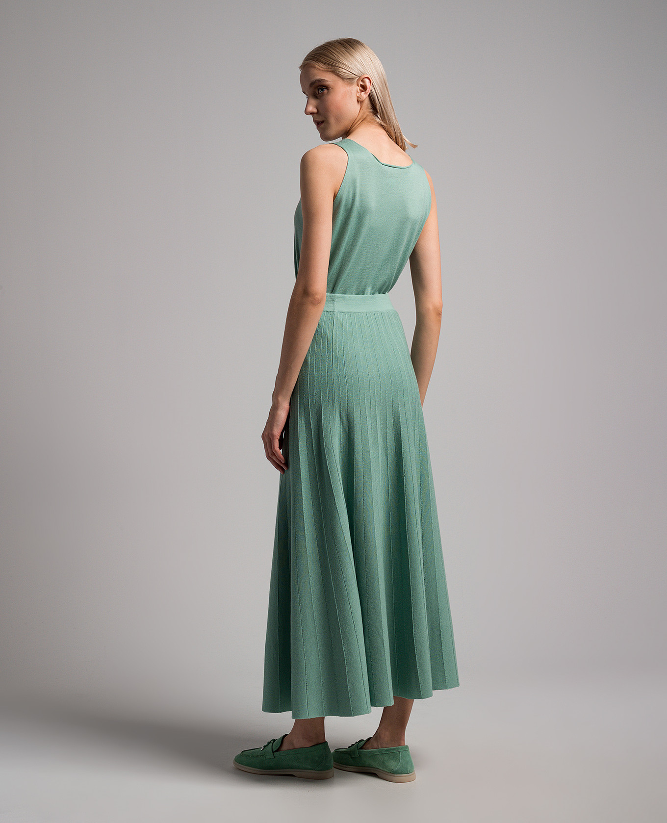 Green wool pleated top and skirt suit Babe Pay Pls 4