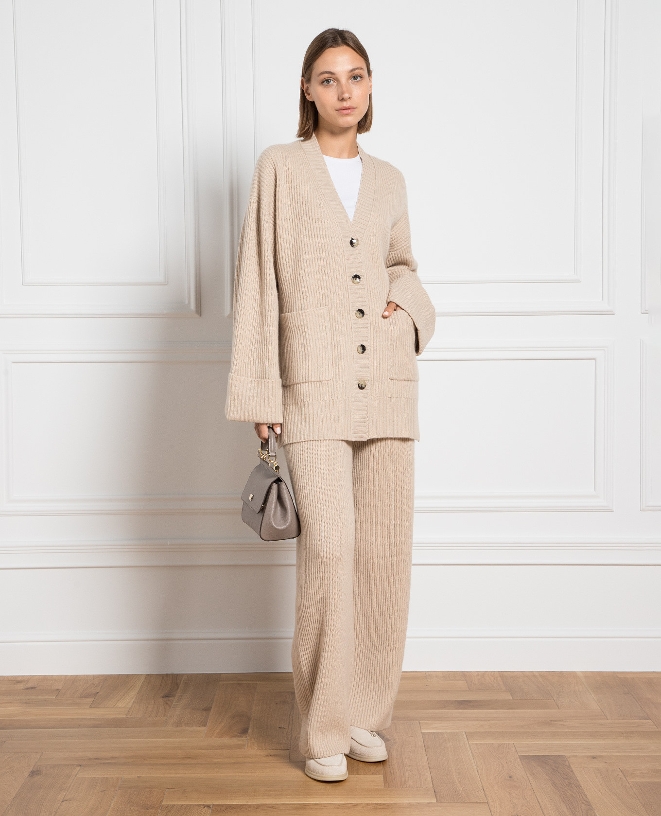 

Beige ribbed wool and cashmere cardigan Allude