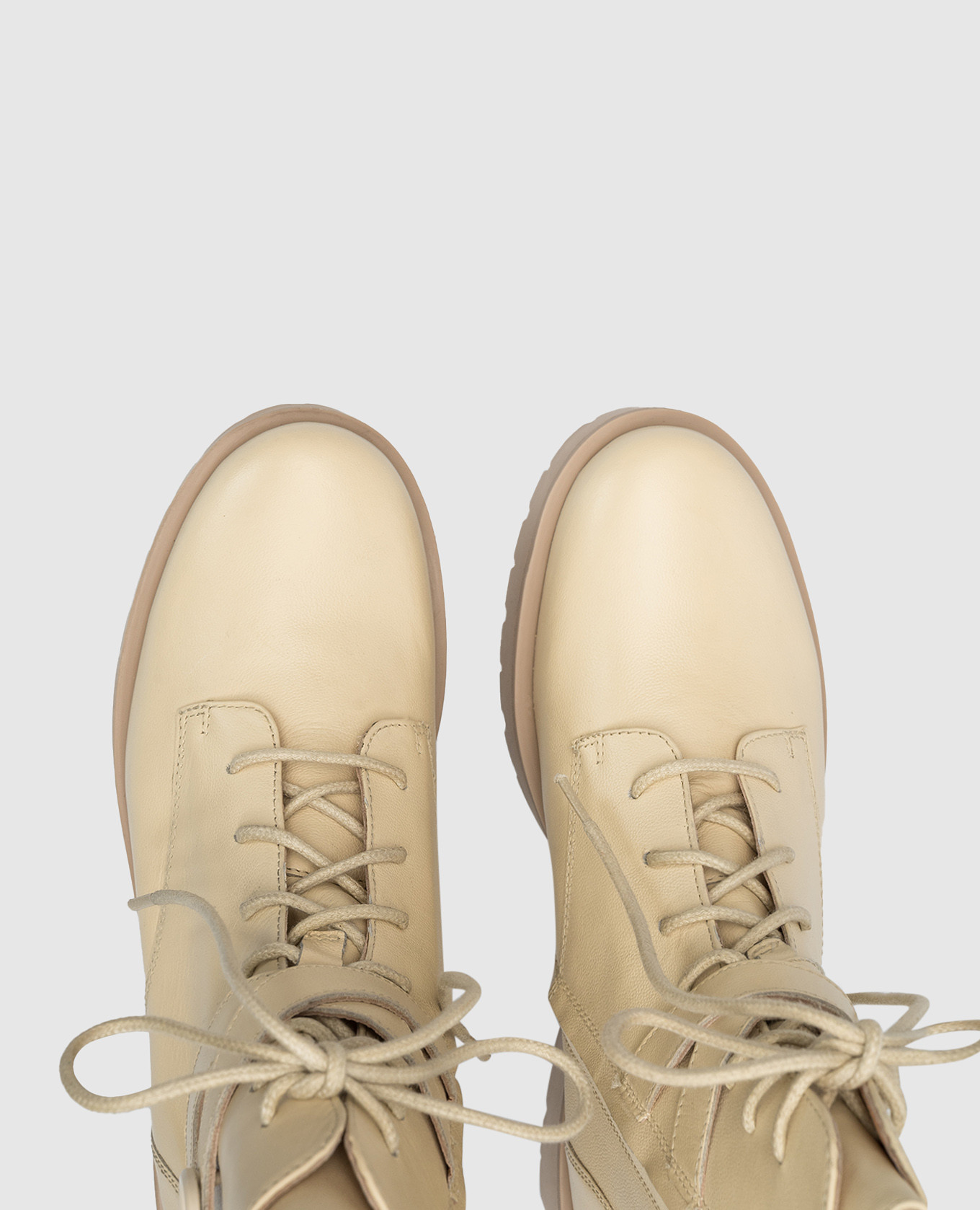 

Beige leather boots with logo Twinset