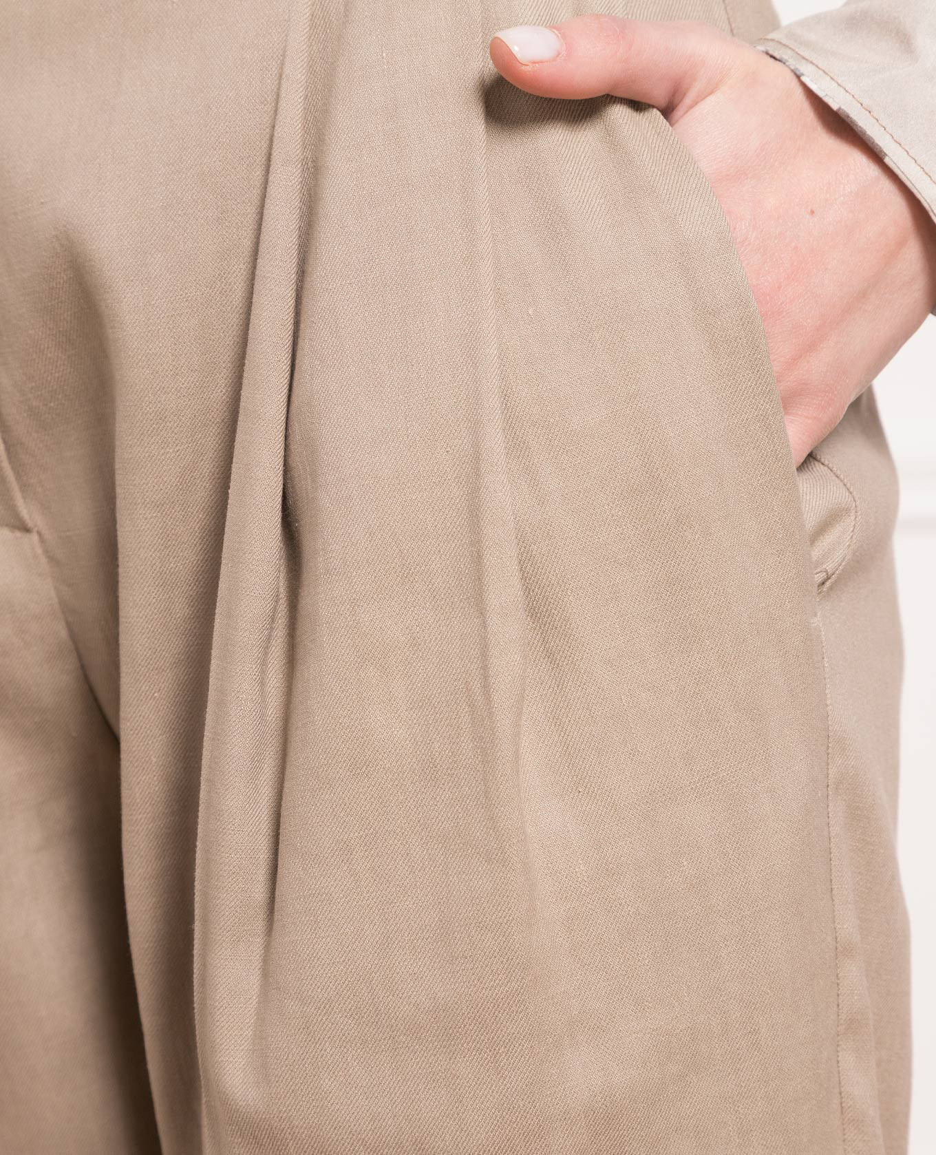

Brown pants with monil chain Brunello Cucinelli