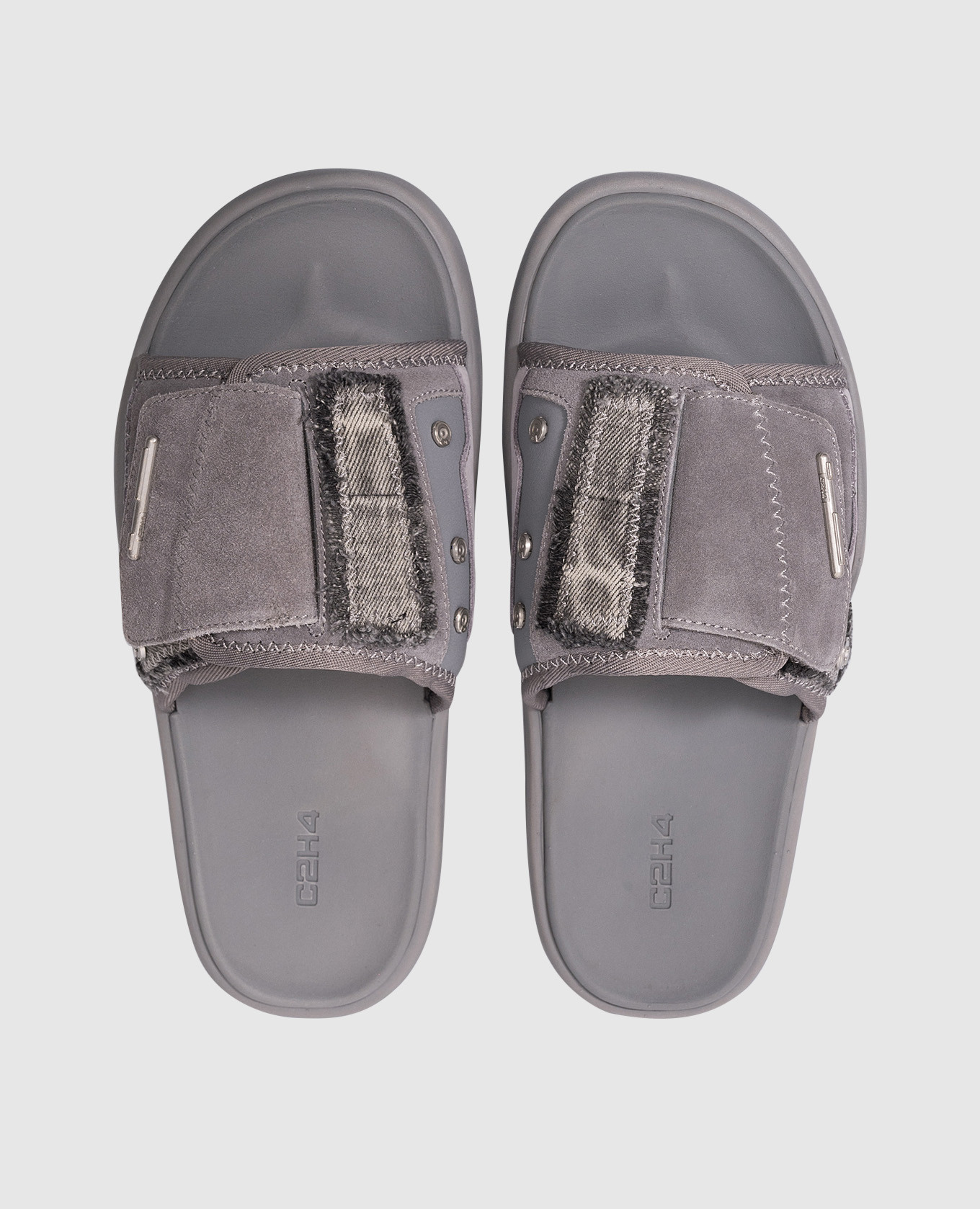 Gray combination flip flops with logo C2H4 4