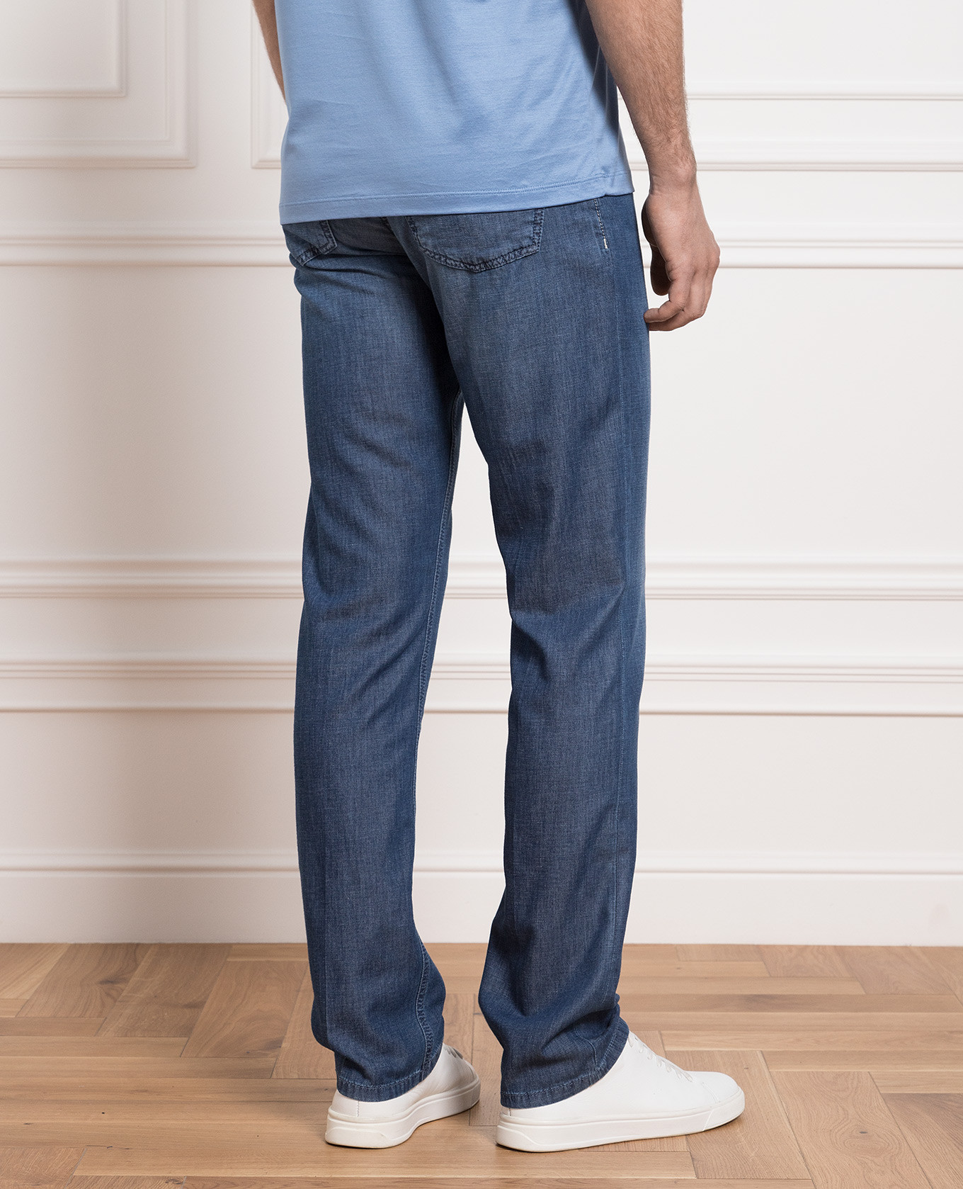 

Blue jeans with a distressed effect Stefano Ricci