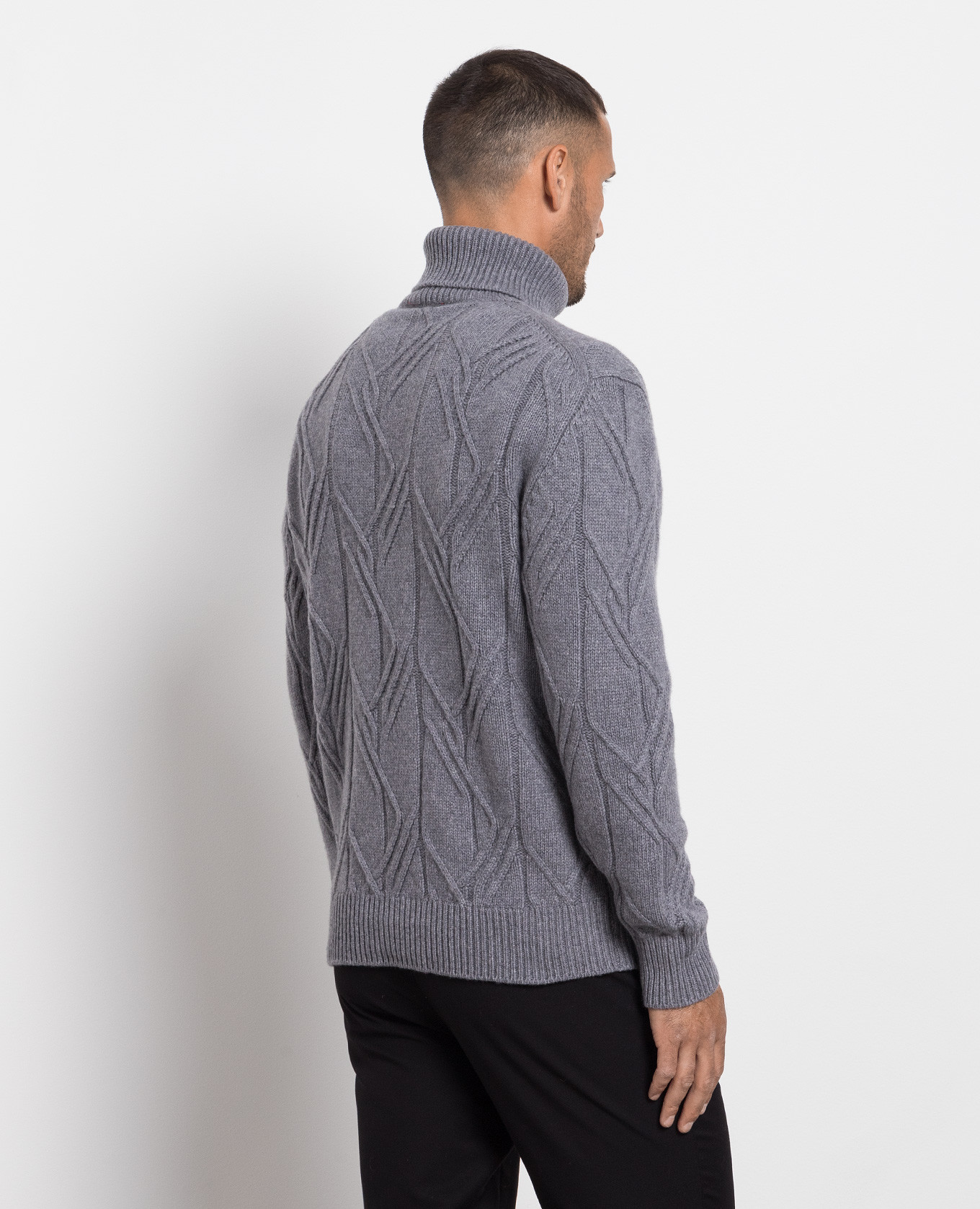 Gray sweater made of cashmere in a textured pattern Cashmere&Whiskey 4