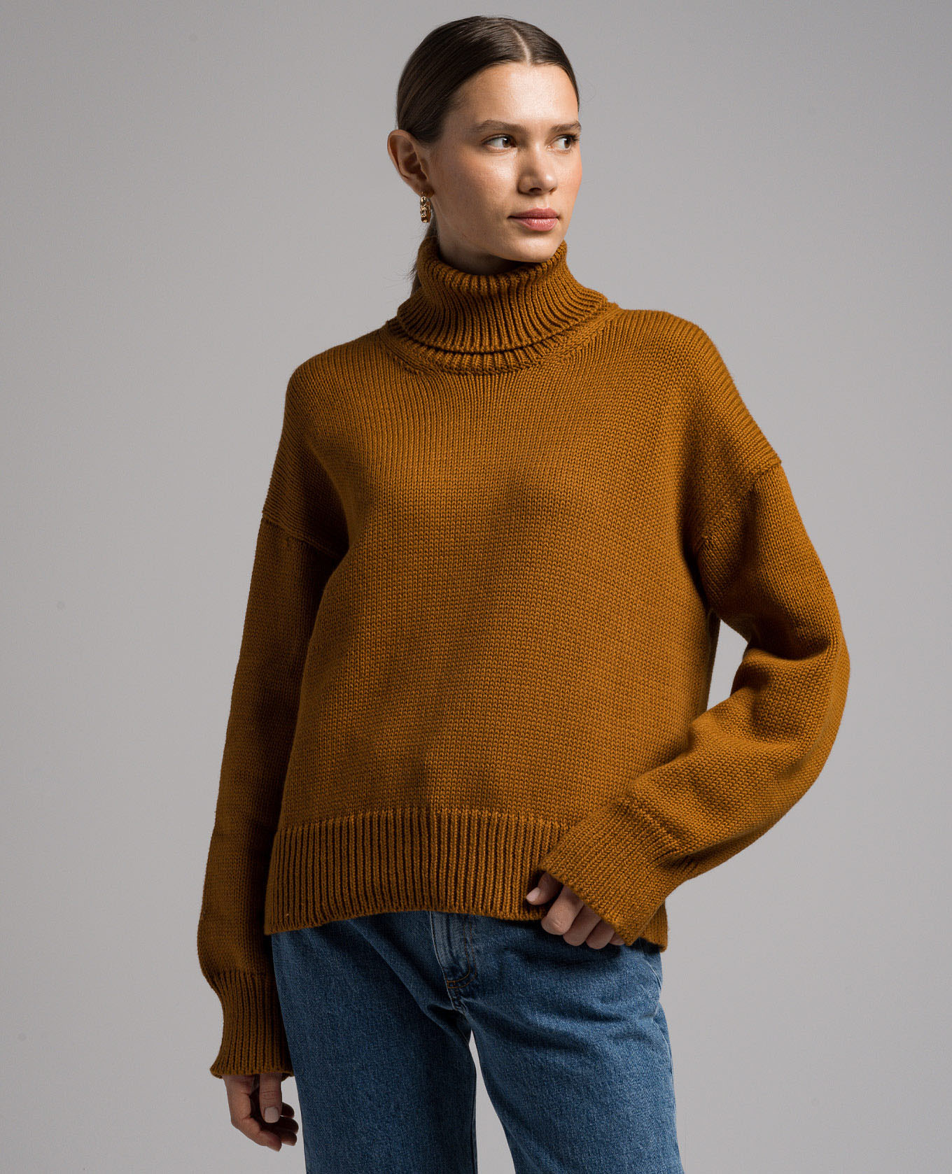 

Brown sweater CO