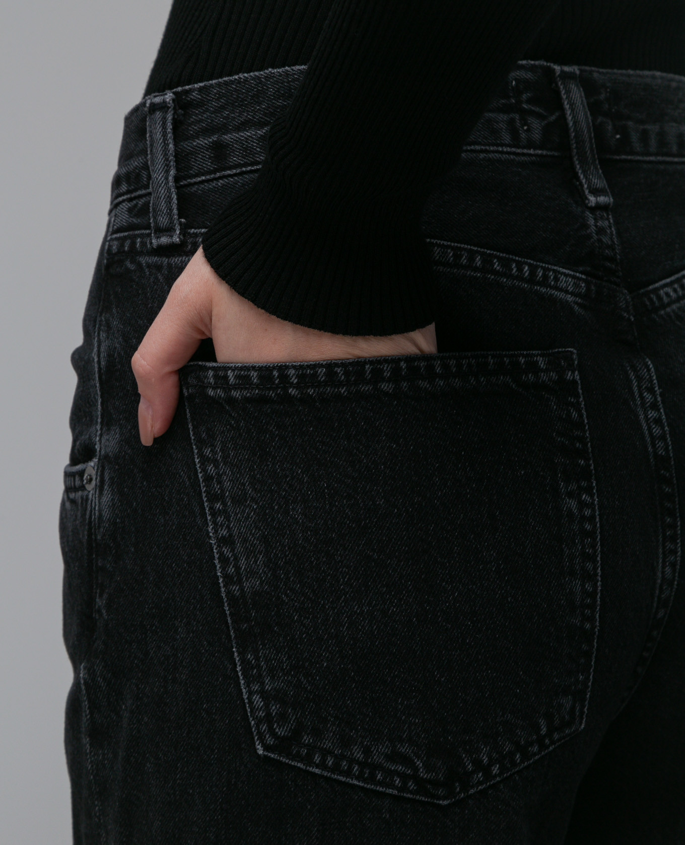 

Minka black cargo jeans AGOLDE