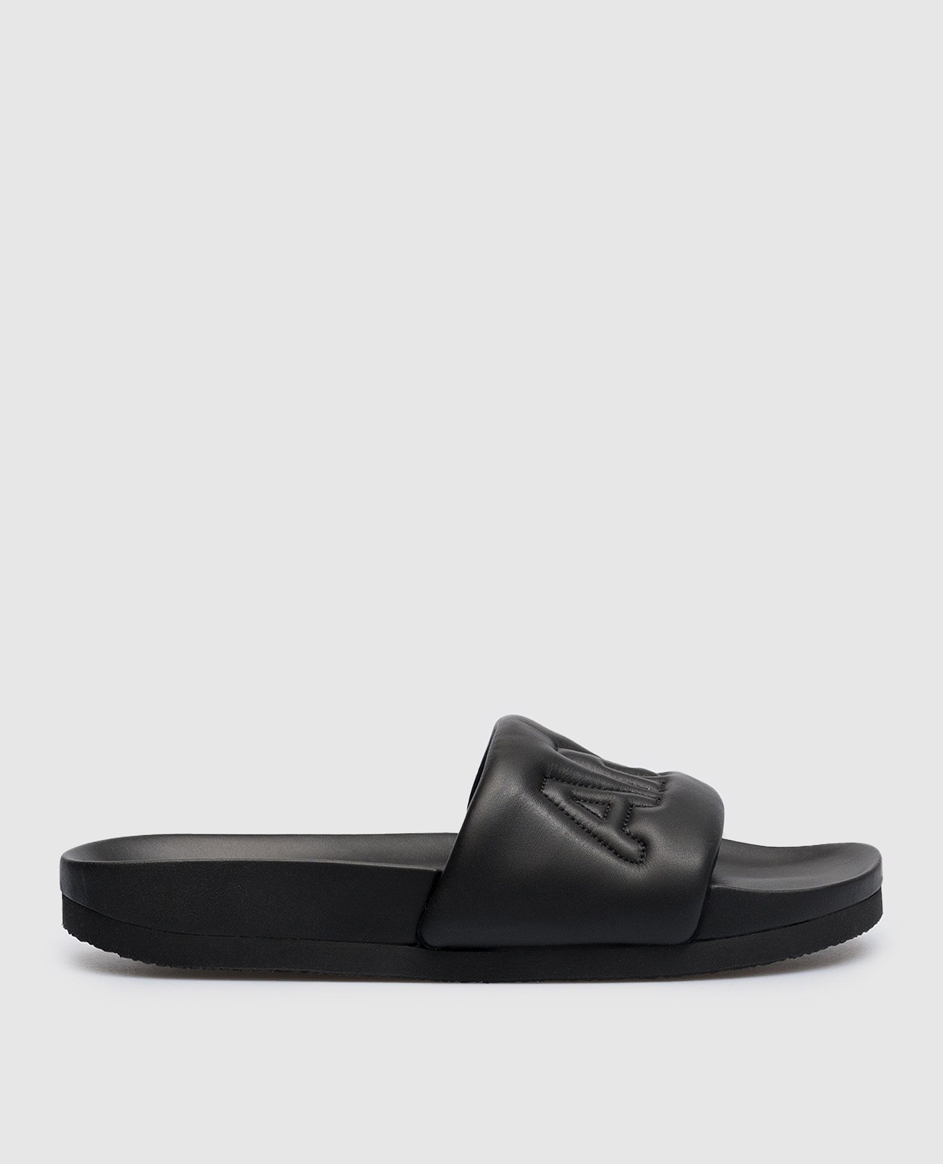Black leather flip flops with embossed logo ambush