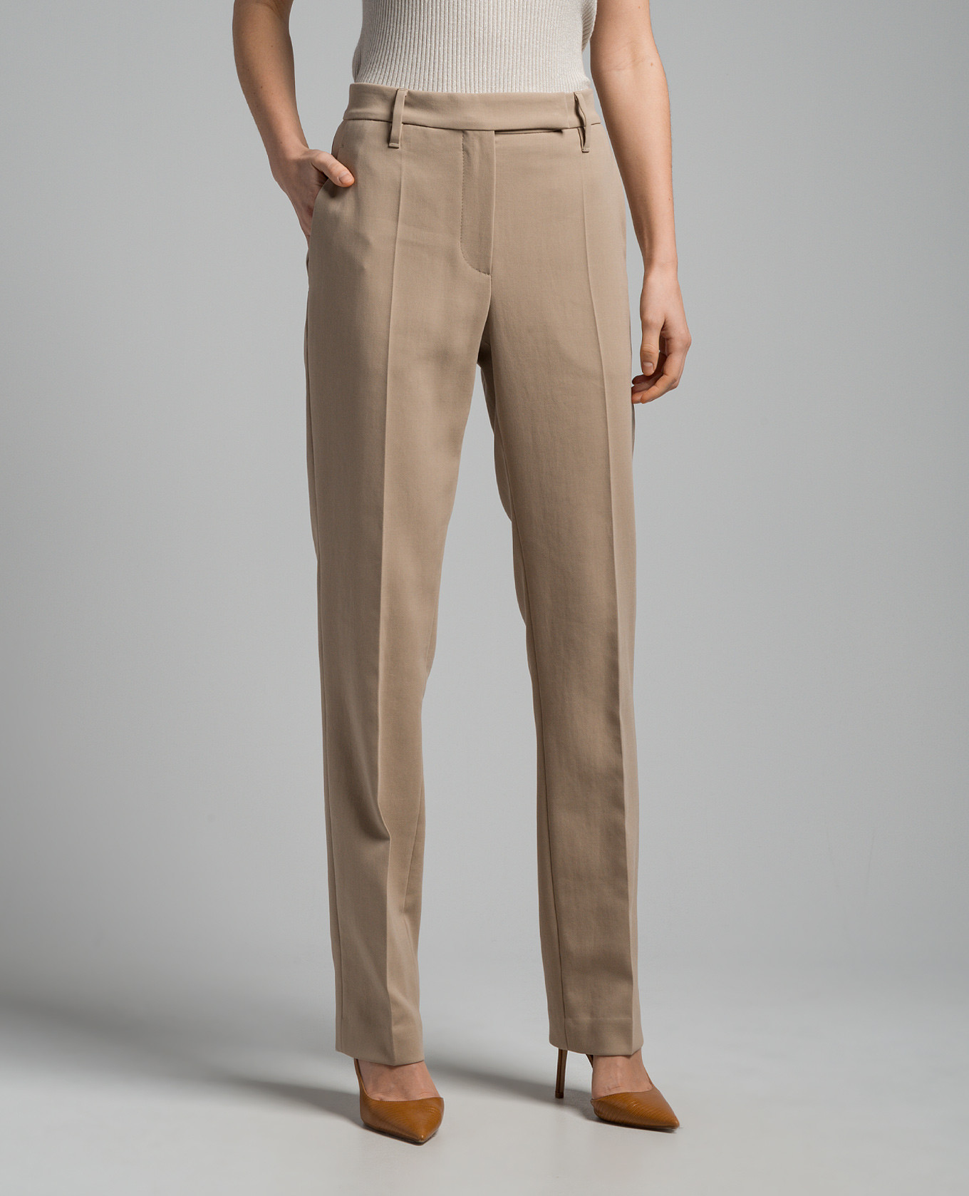

Brown pants with monil chain Brunello Cucinelli
