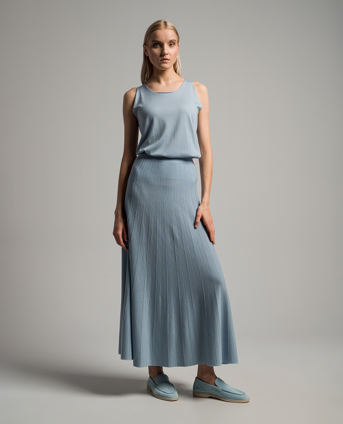 Blue wool pleated top and skirt suit Babe Pay Pls 2