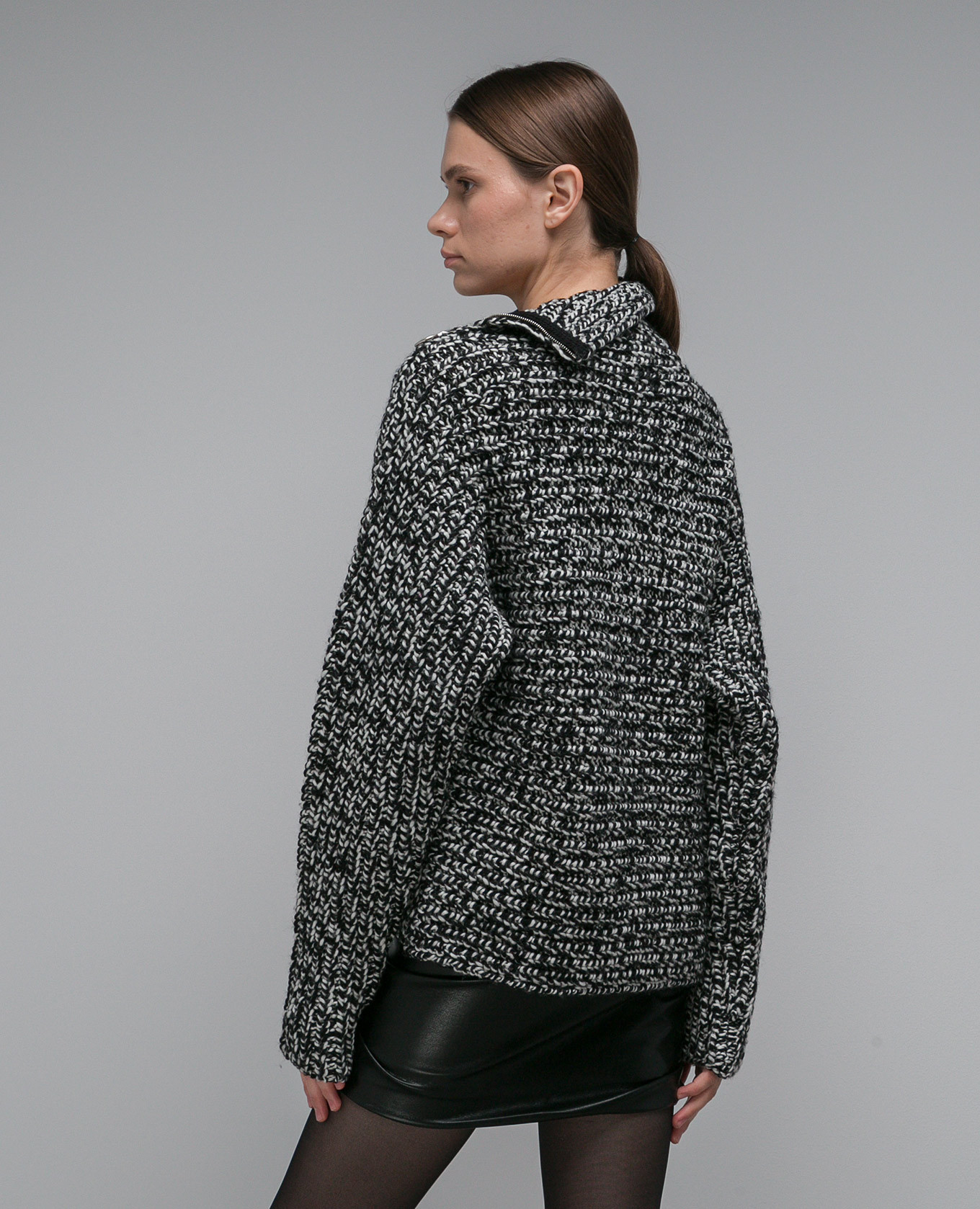 

Black sweater from the outside Philosophy di Lorenzo Serafini