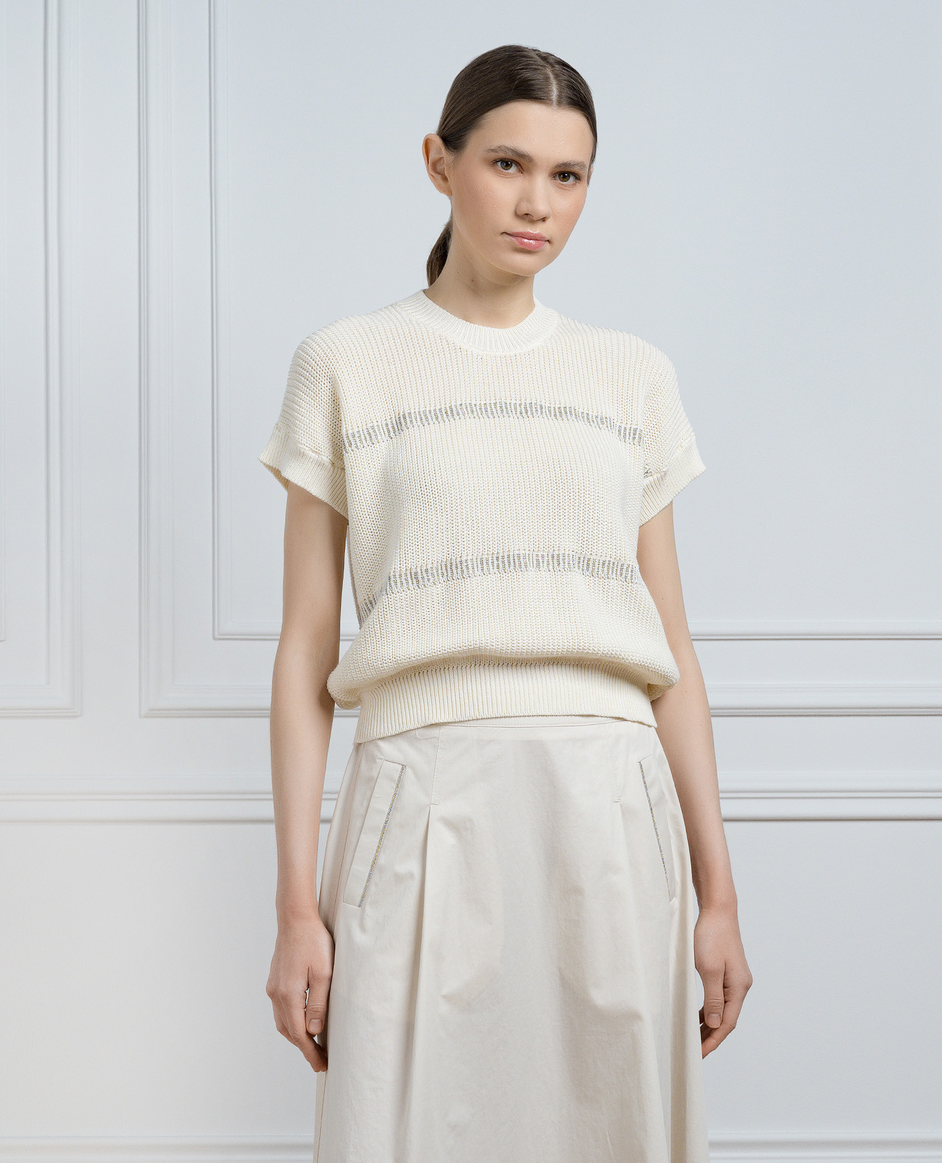 

White waistcoat with monil chain Peserico