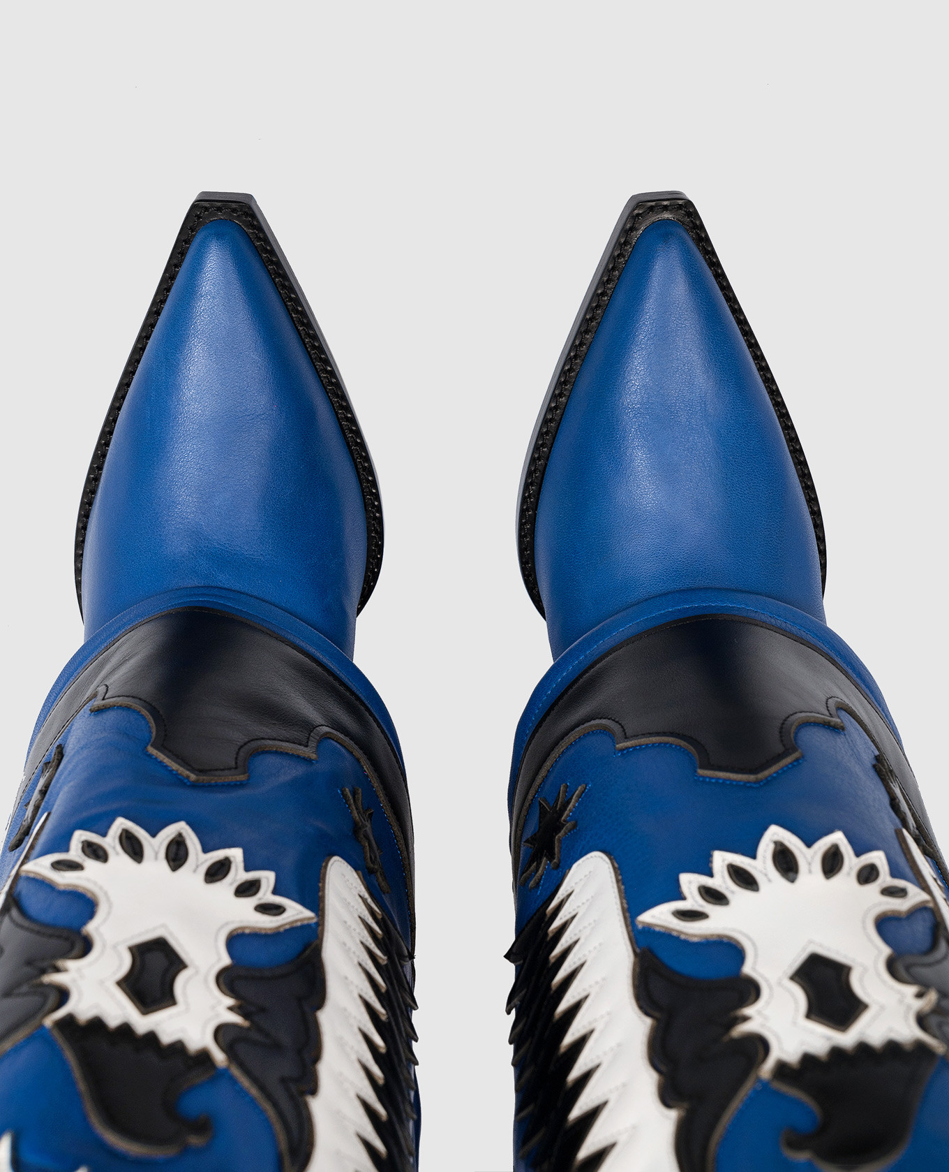

Blue leather cossacks Filles a Papa