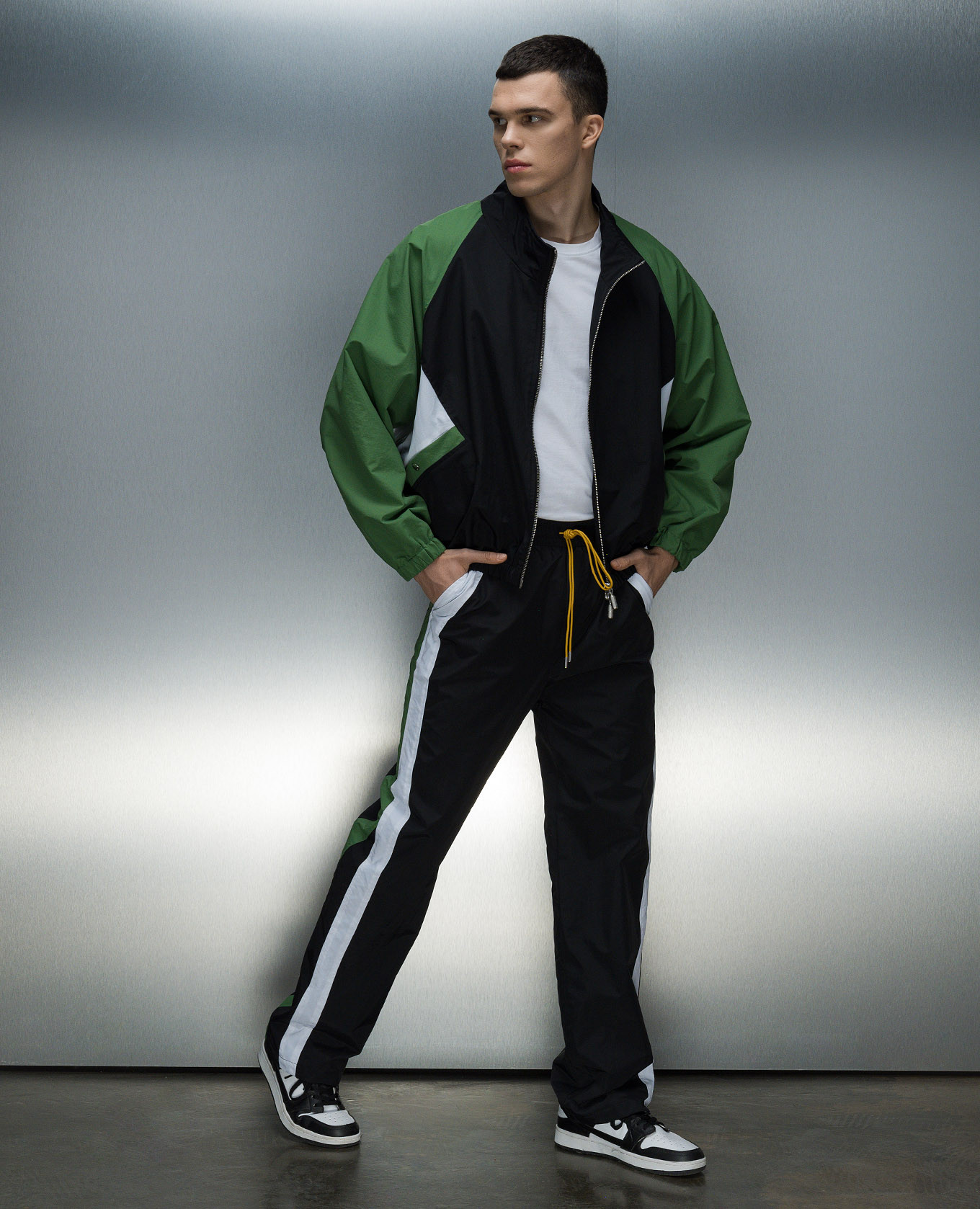 Black windbreaker with contrasting inserts Rhude 2