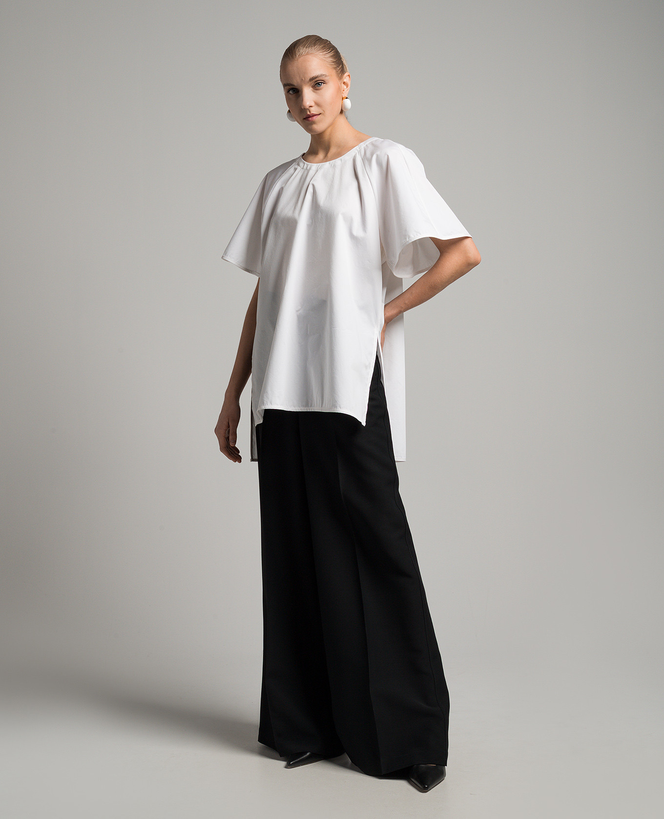 

White blouse with silk CO