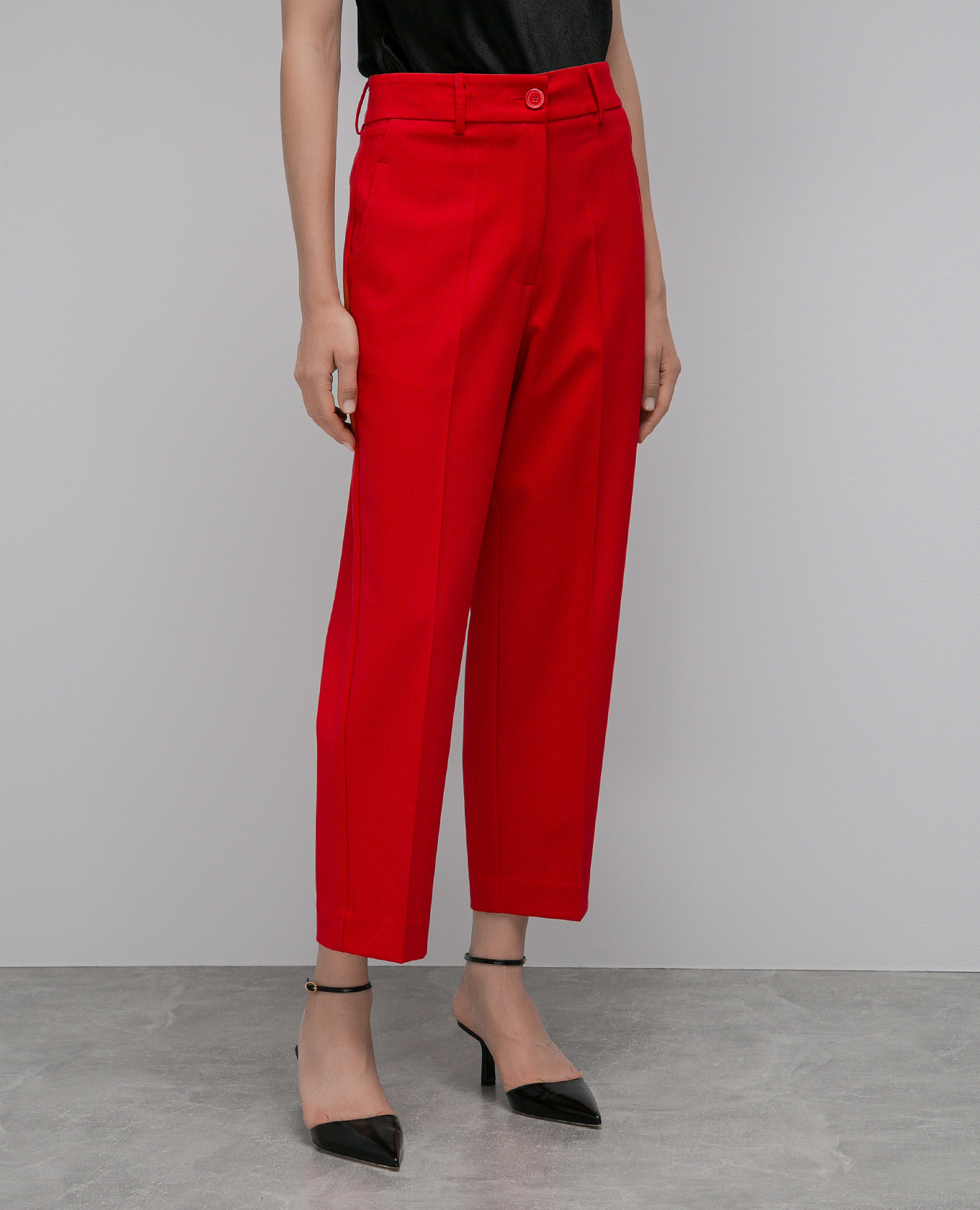 Red pants Solotre 3