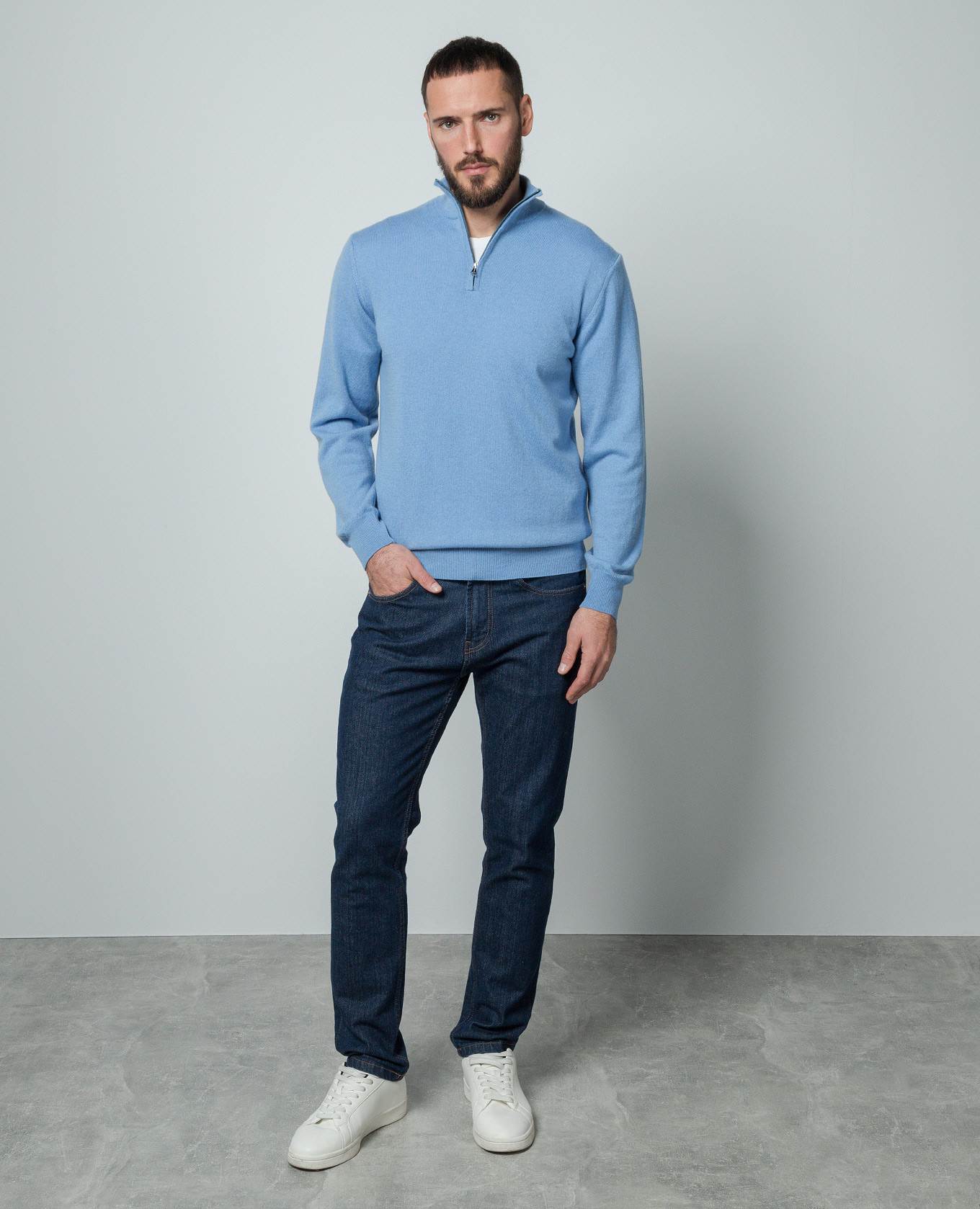 Blue cashmere jumper with zipper Cashmere&Whiskey 2