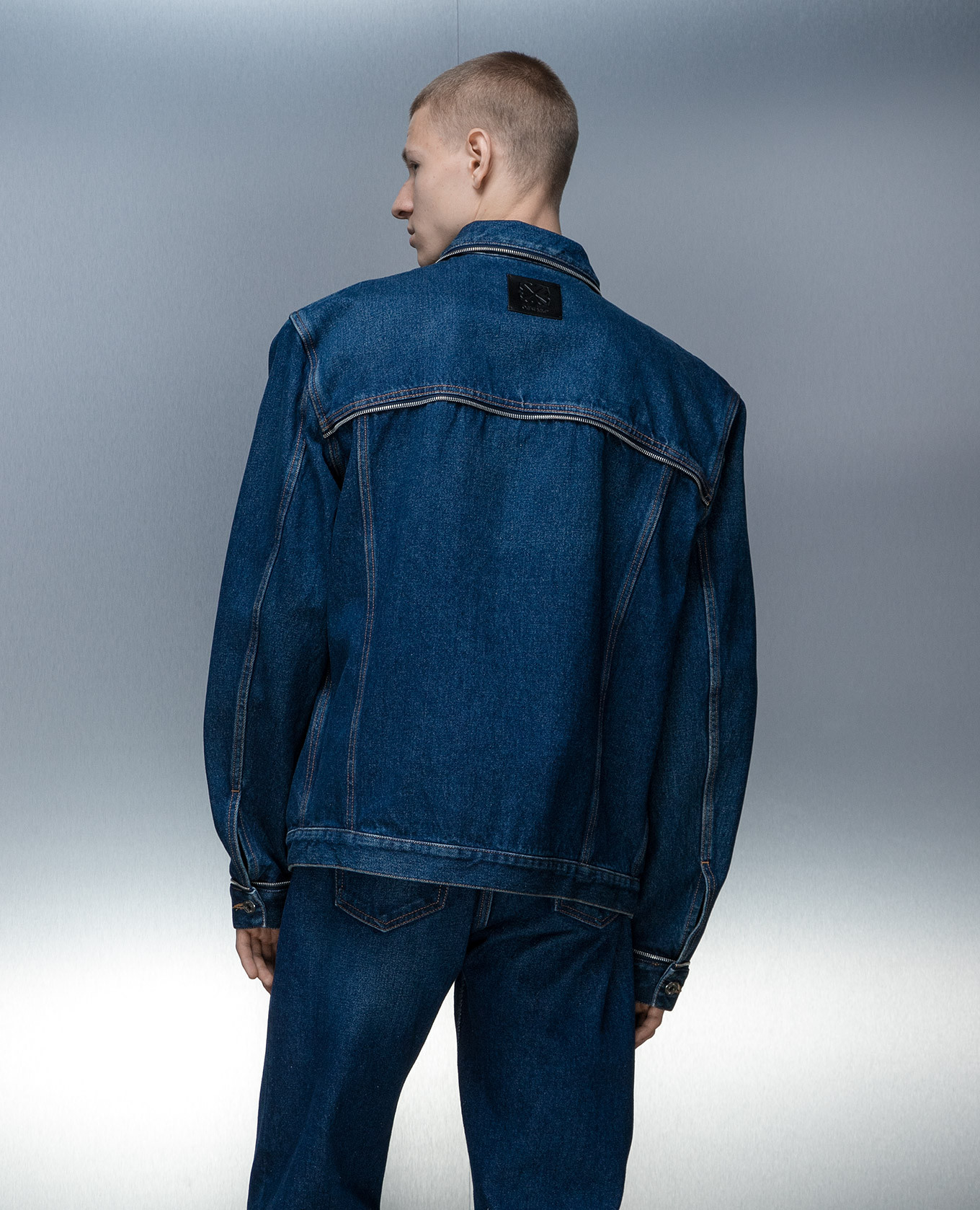 

Blue denim jacket with a distressed effect Off-White