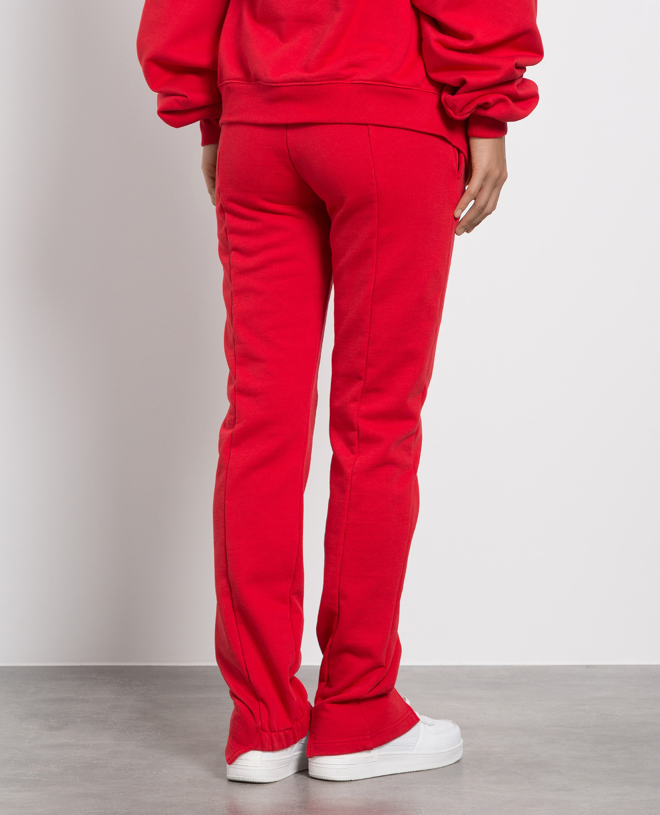 Red joggers with logo embroidery Vetements 4