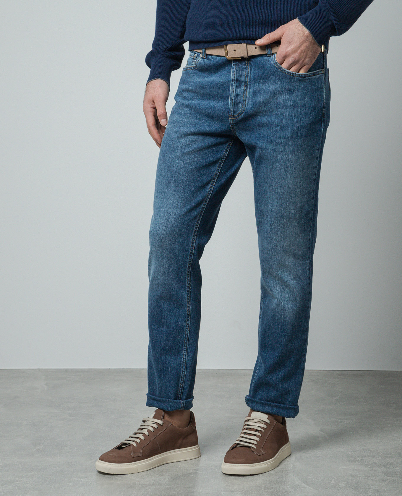 

Blue jeans with logo patch Brunello Cucinelli