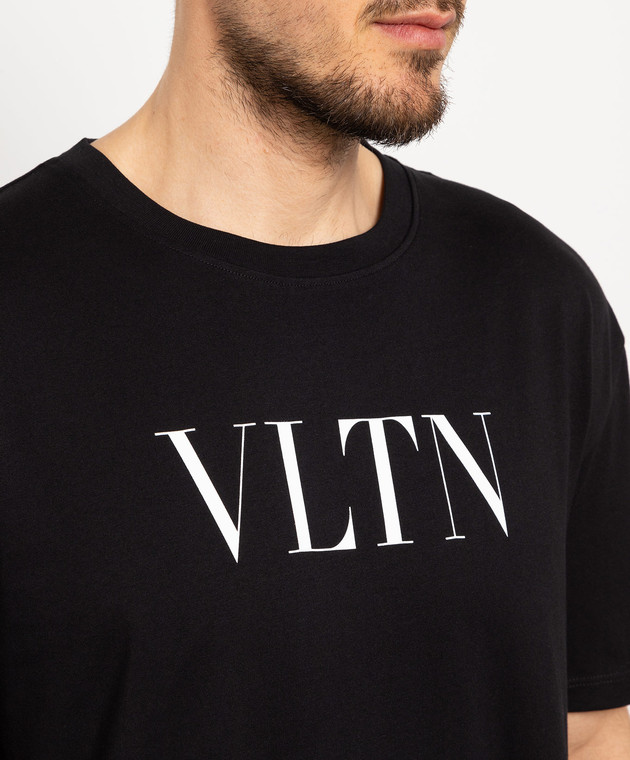Valentino - Black t-shirt with contrast VLTN logo print
