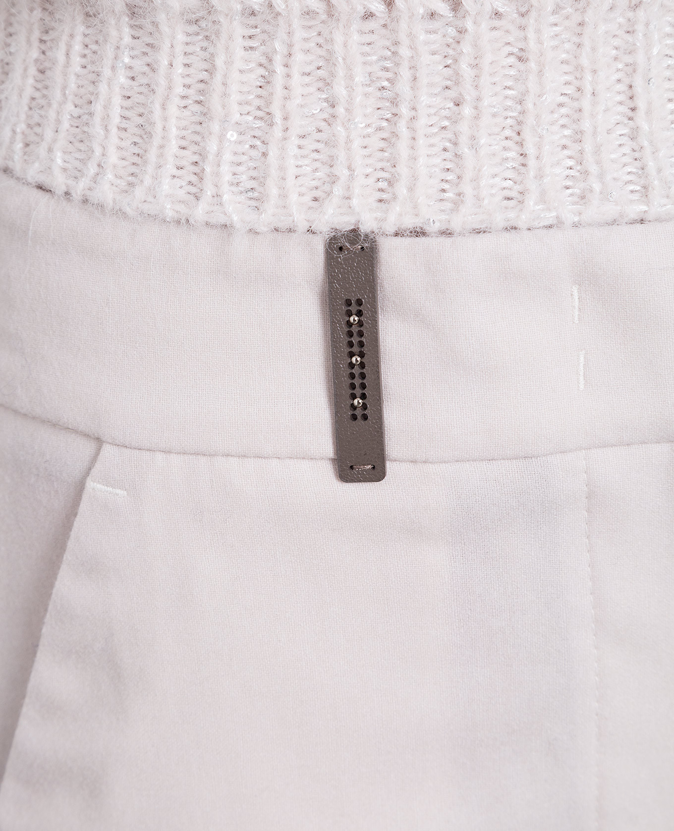

Beige pants made of wool and cashmere Peserico