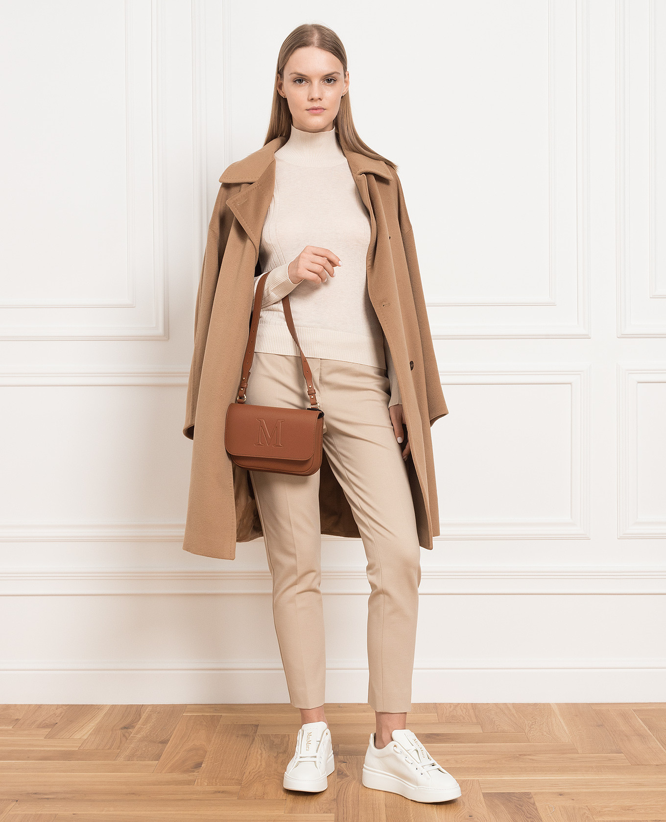 

Dark beige wool coat Max Mara