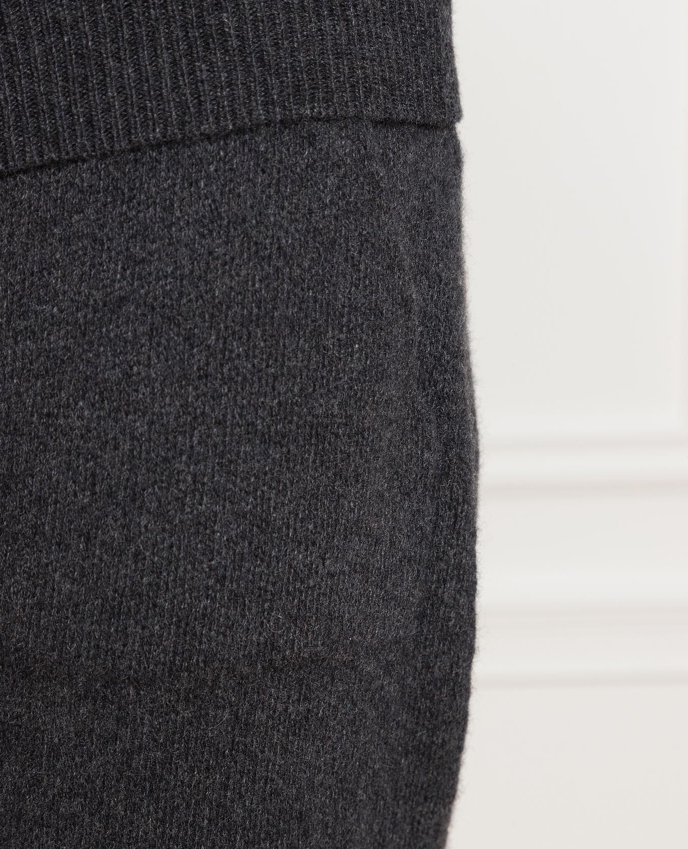 Gray cashmere sweatpants Cashmere&Whiskey 5
