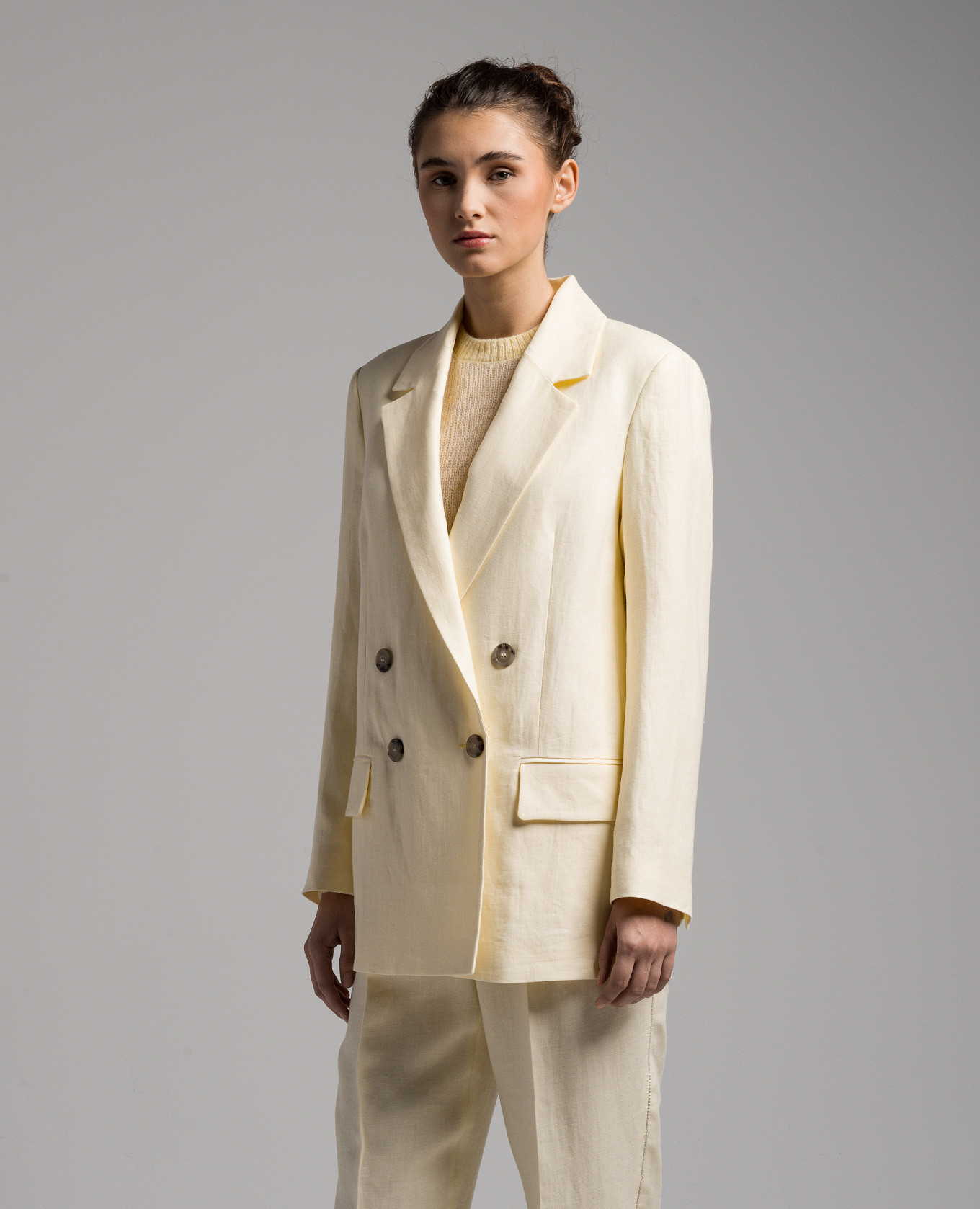 

Yellow double-breasted linen jacket Peserico