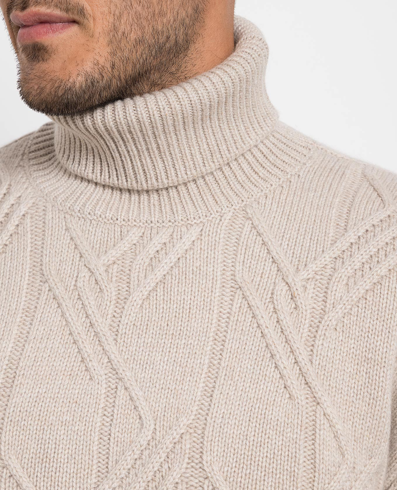 Beige sweater made of cashmere in a textured pattern Cashmere&Whiskey 5