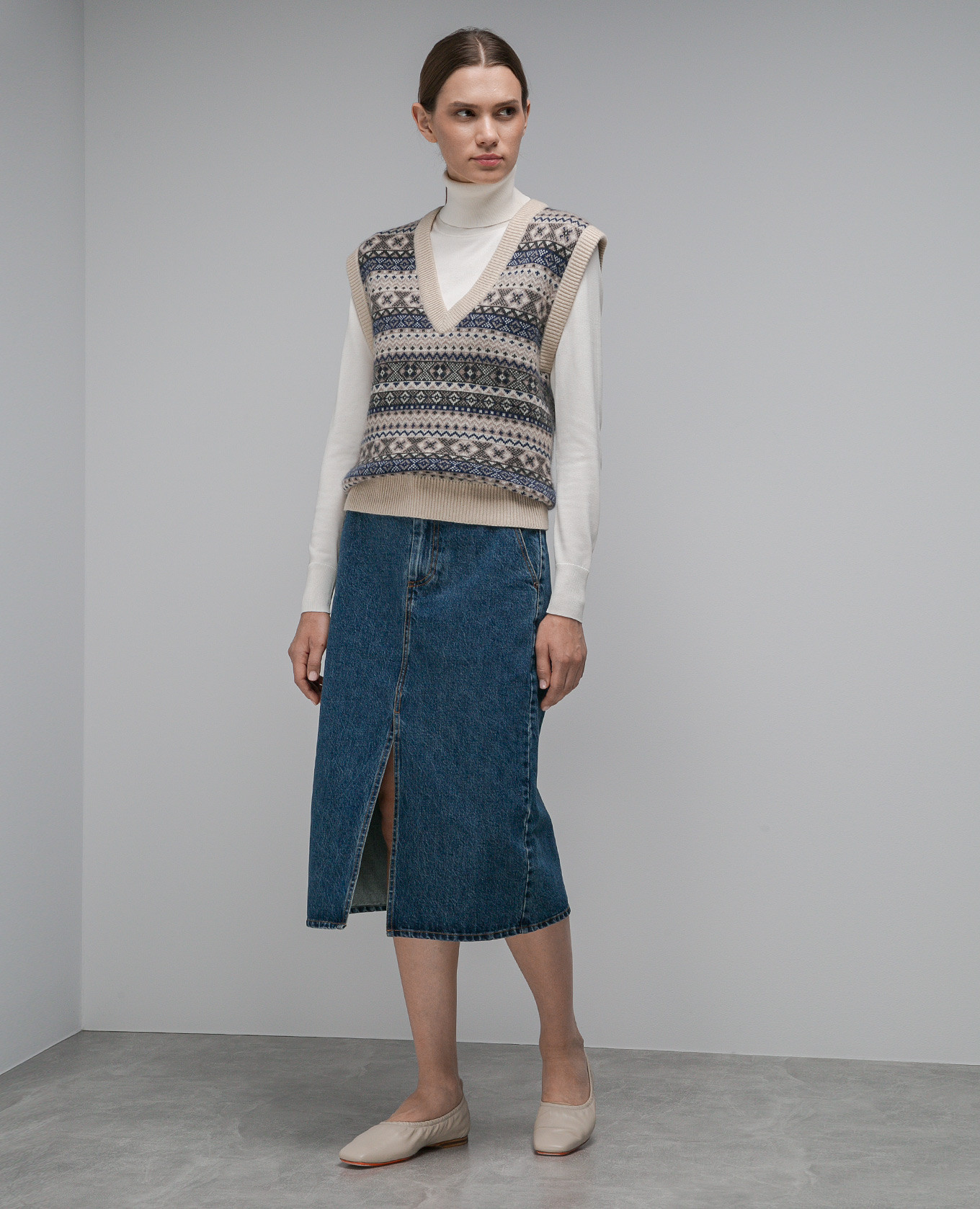 Blue denim skirt CO 2