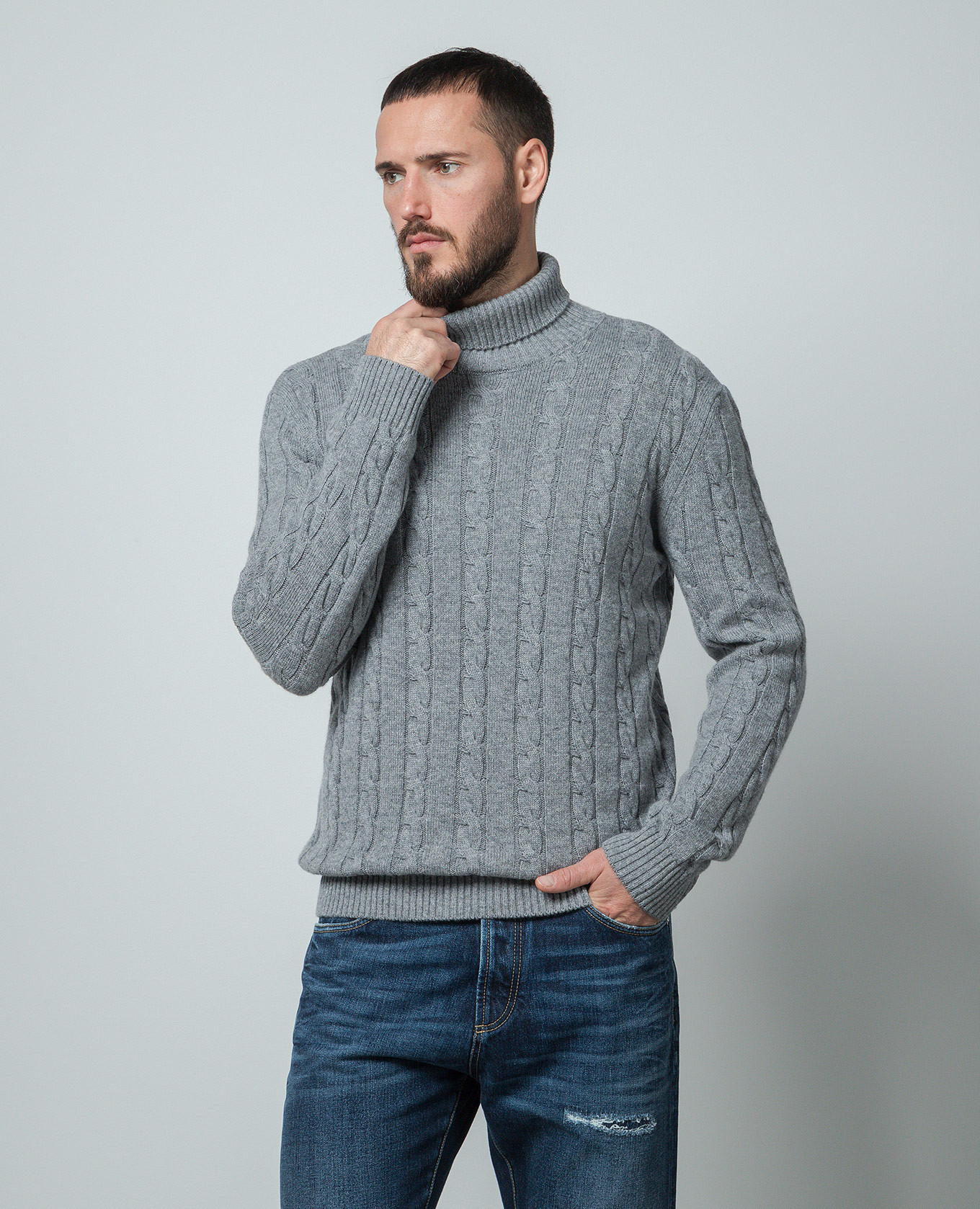 Gray sweater made of cashmere in a textured pattern Cashmere&Whiskey 3
