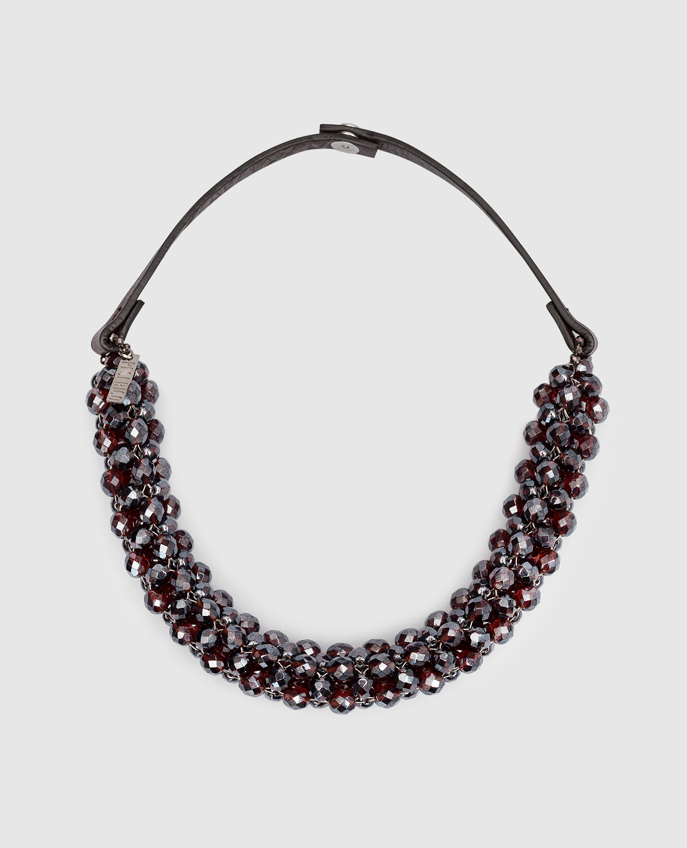 

Burgundy necklace with beads Peserico