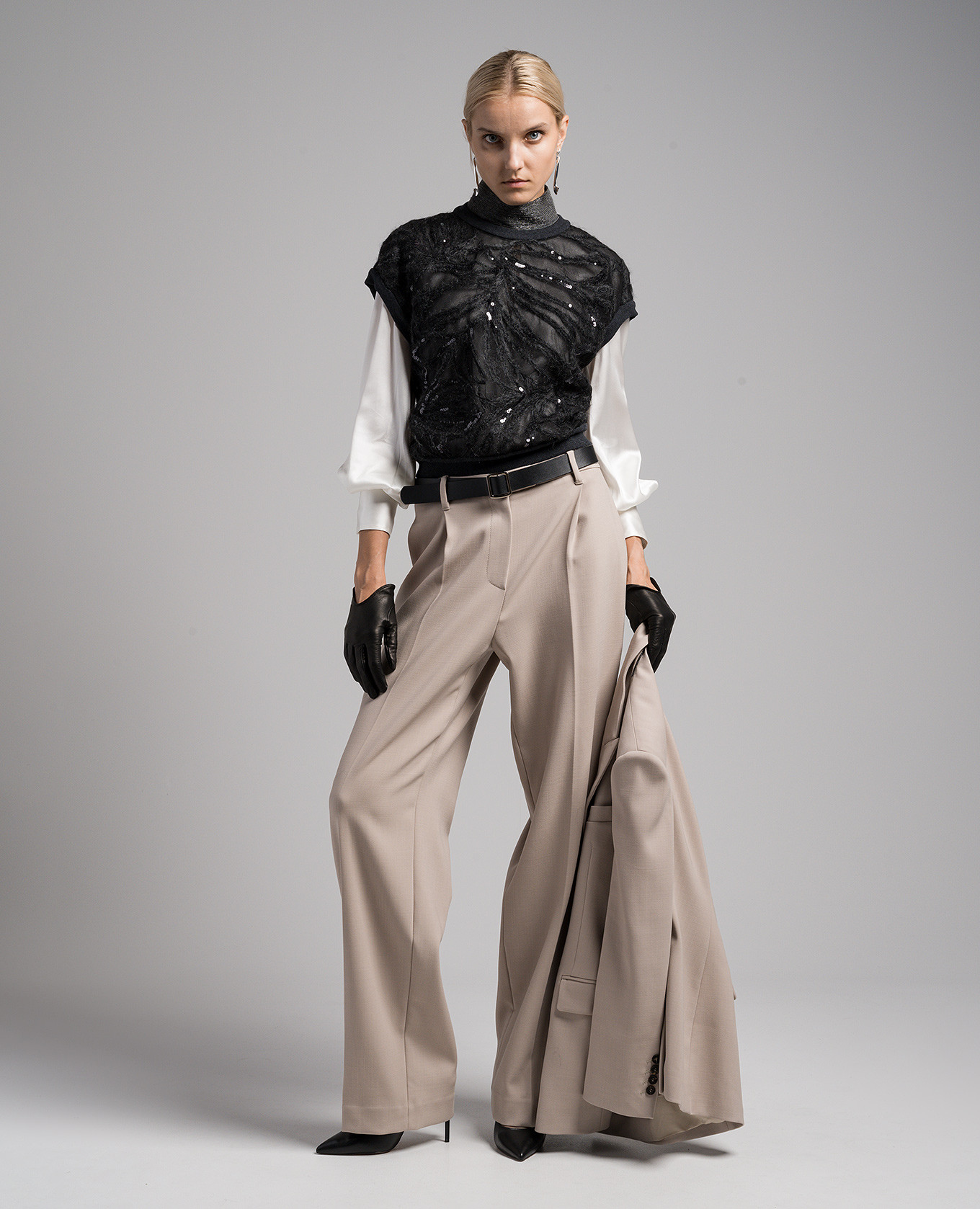 White silk blouse with monil chain Brunello Cucinelli 2