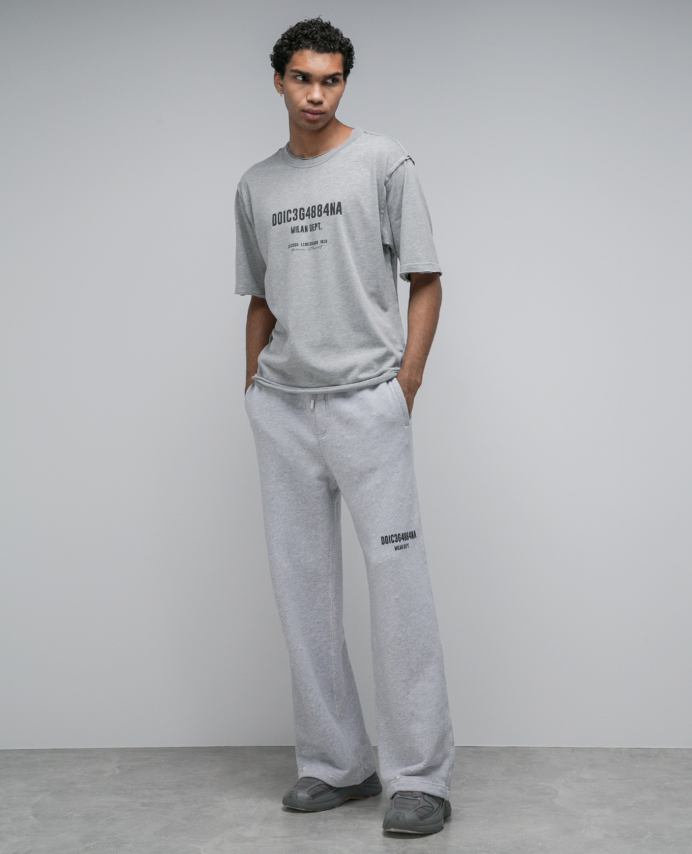 

Gray sweatpants with holes and a print Dolce&Gabbana, Grey