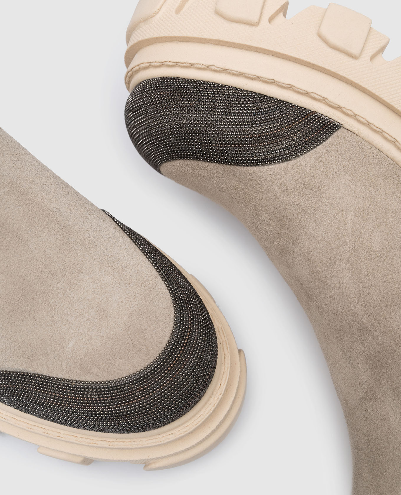 Gray suede chelsea boots with monil chain Babe Pay Pls 5
