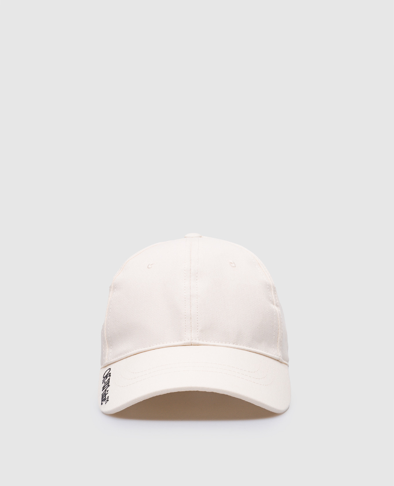 White cap with contrasting logo embroidery off-white